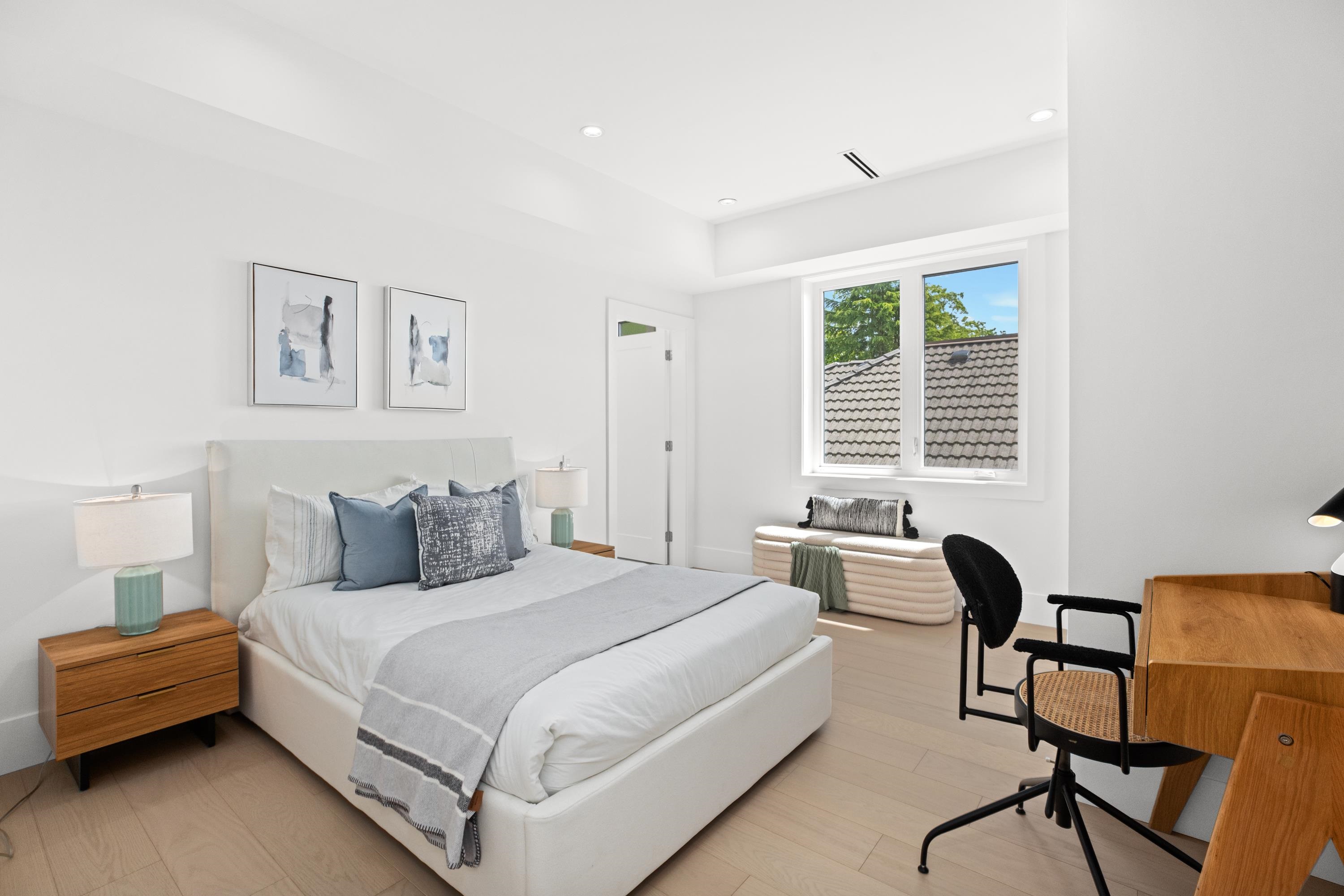 2 5061 BLENHEIM STREET Unit: 2