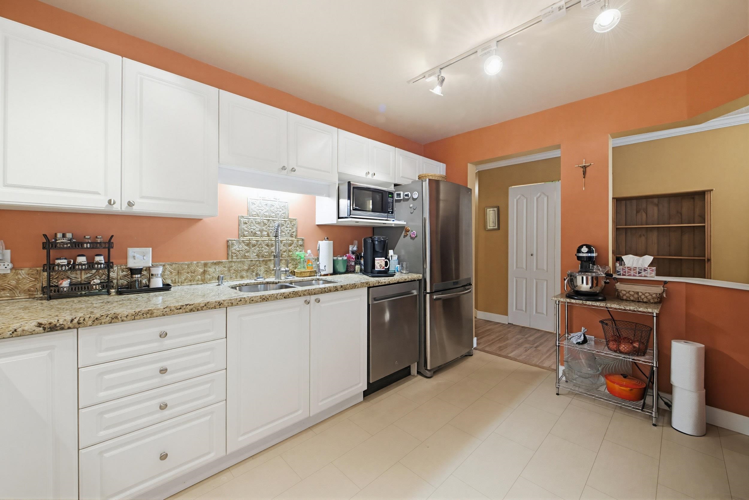 119 20894 57 AVENUE Unit: 119