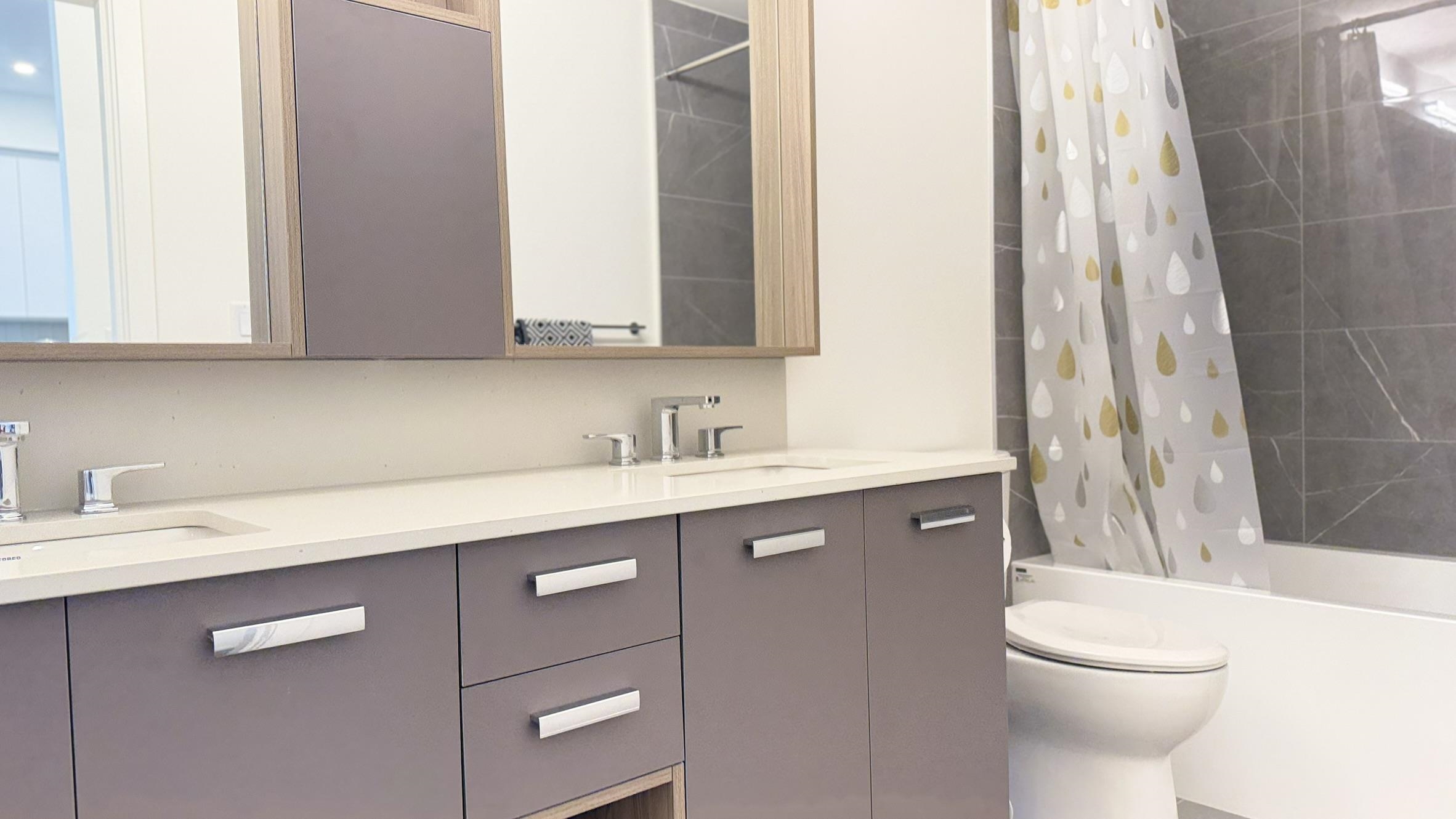 204 13777 75A AVENUE Unit: 204