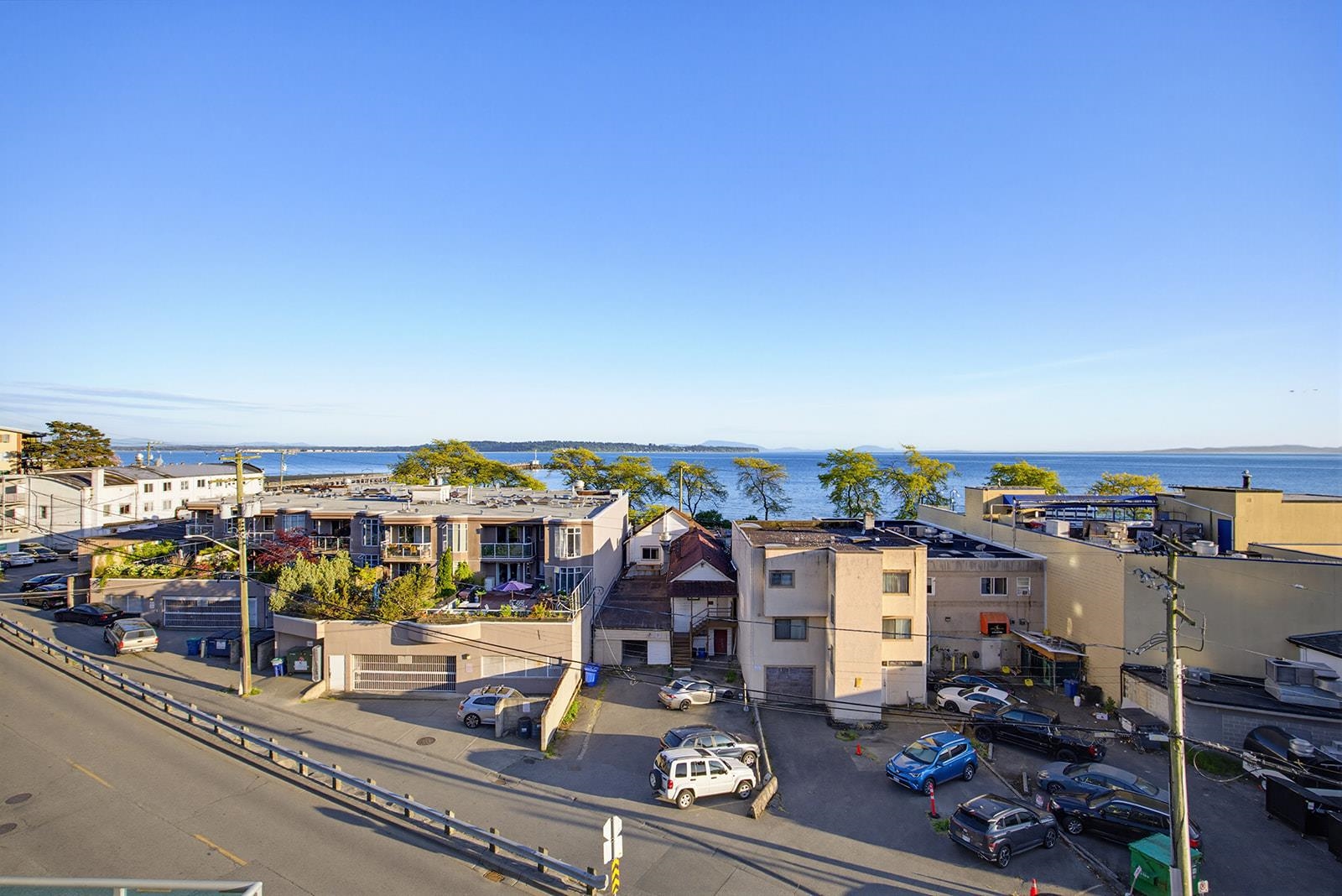 502 14955 VICTORIA AVENUE Unit: 502