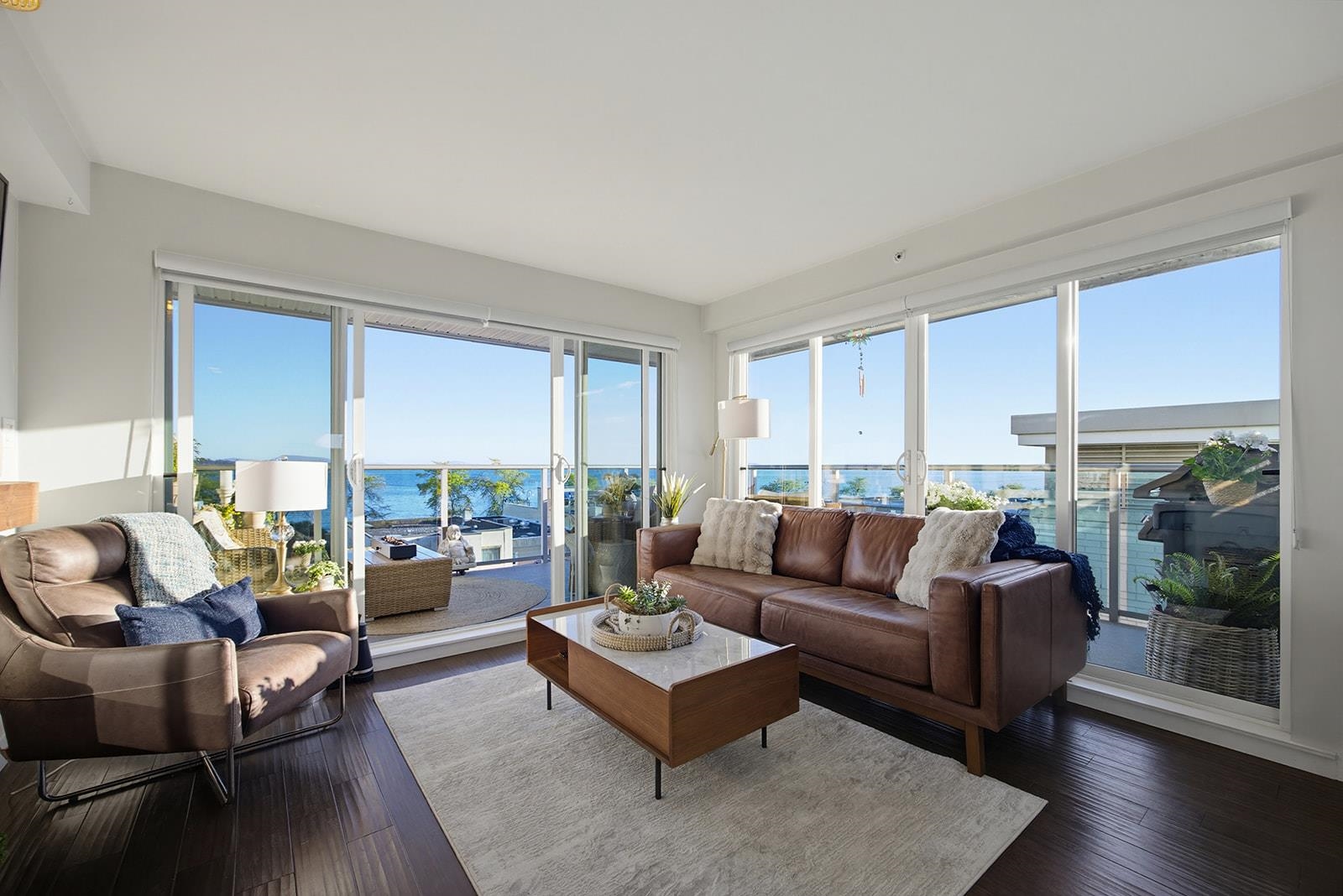 502 14955 VICTORIA AVENUE Unit: 502