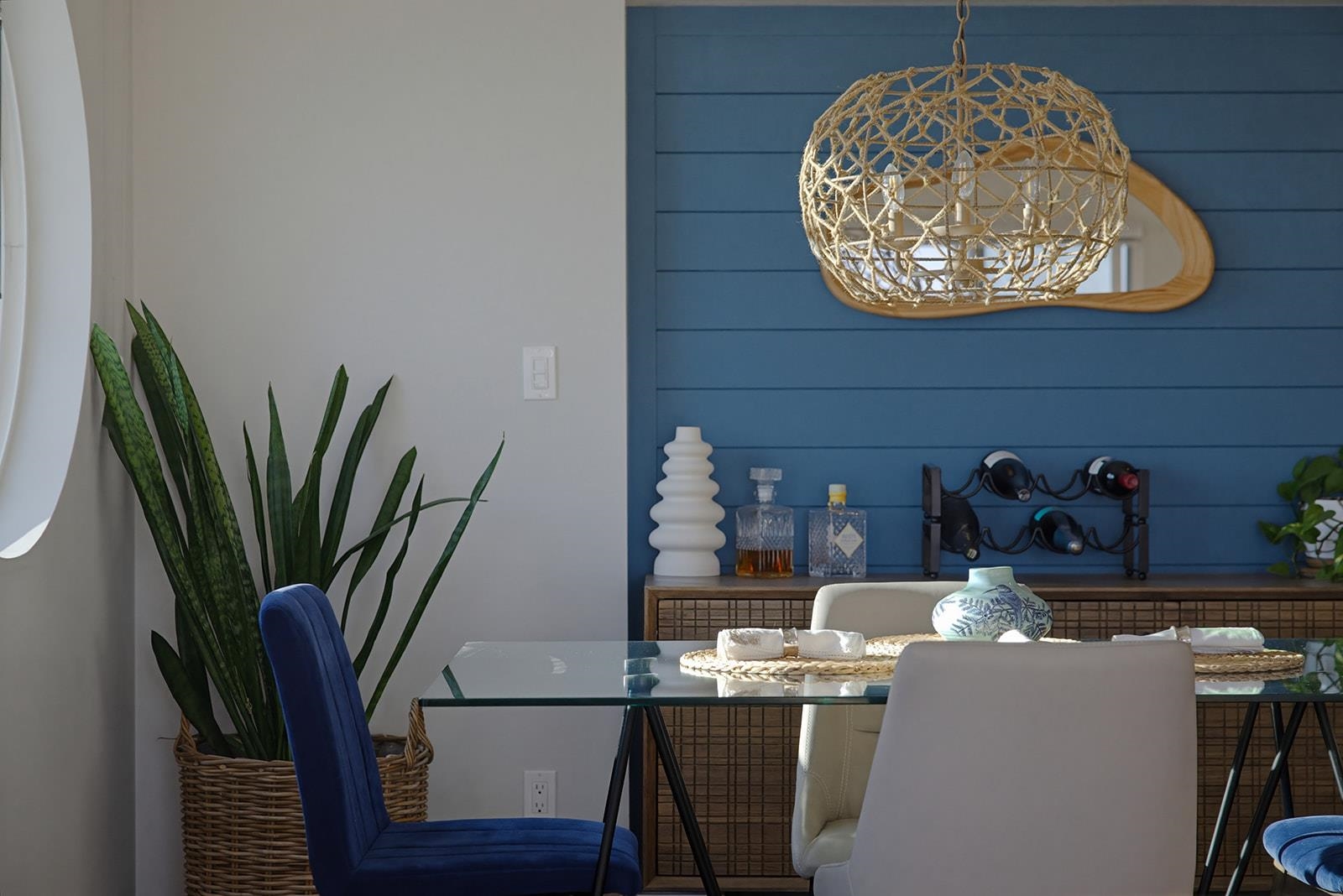 502 14955 VICTORIA AVENUE Unit: 502