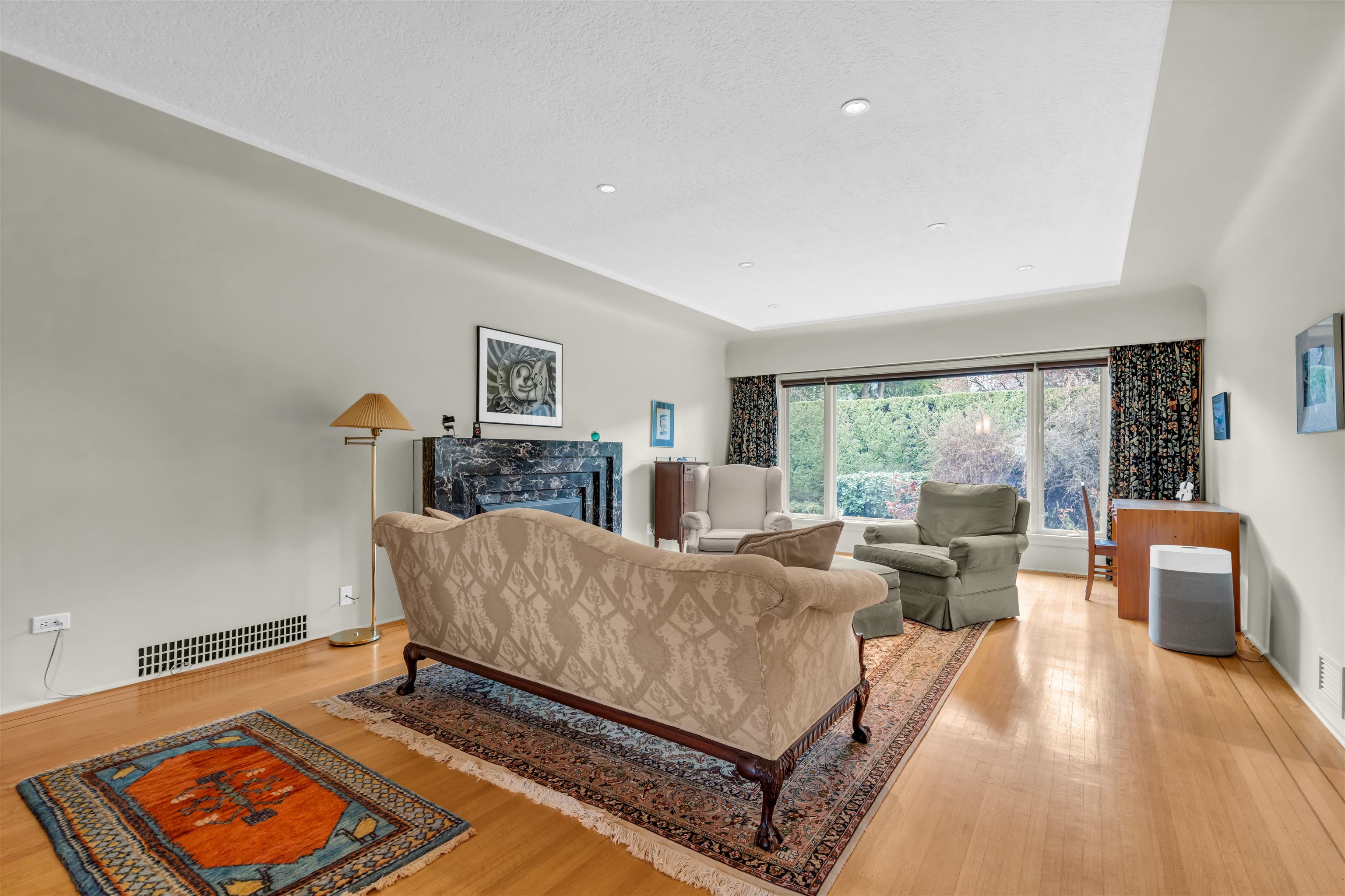 1549 W 33RD AVENUE