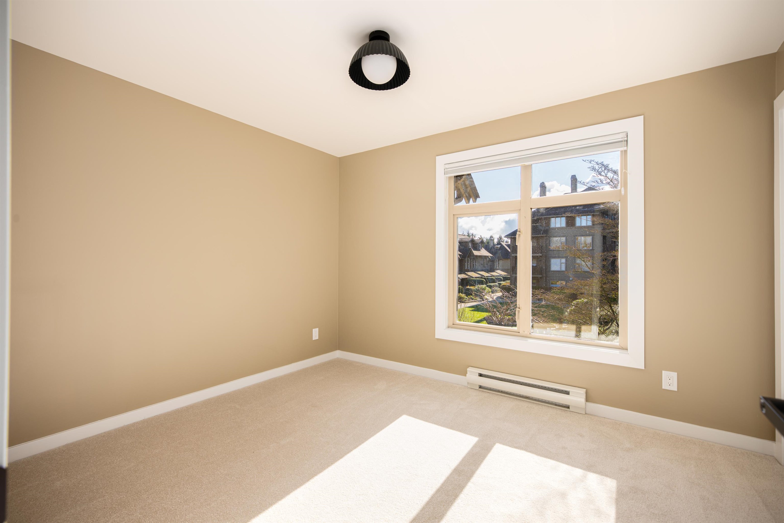 225 18 JACK MAHONY PLACE Unit: 225