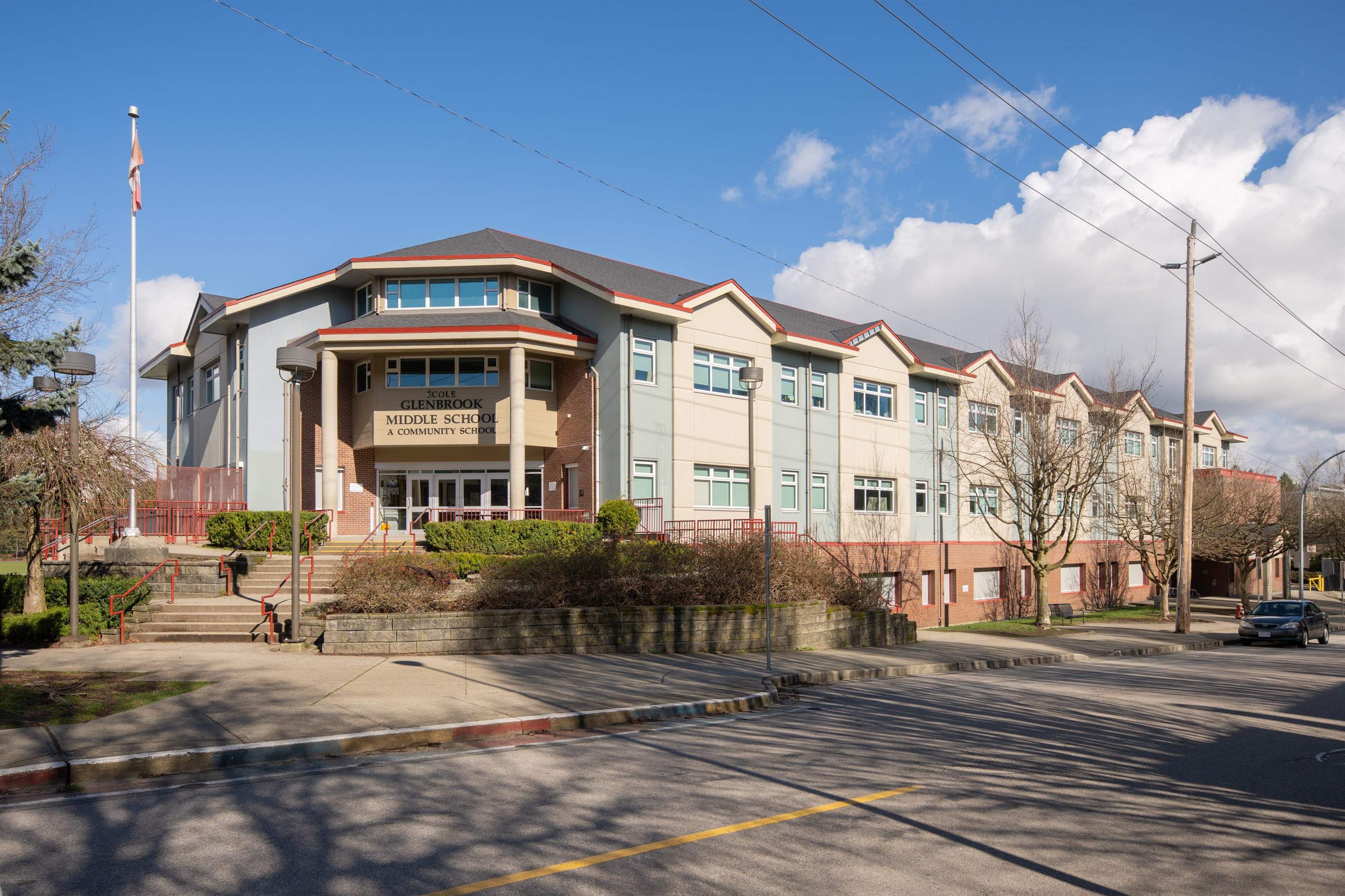 225 18 JACK MAHONY PLACE Unit: 225