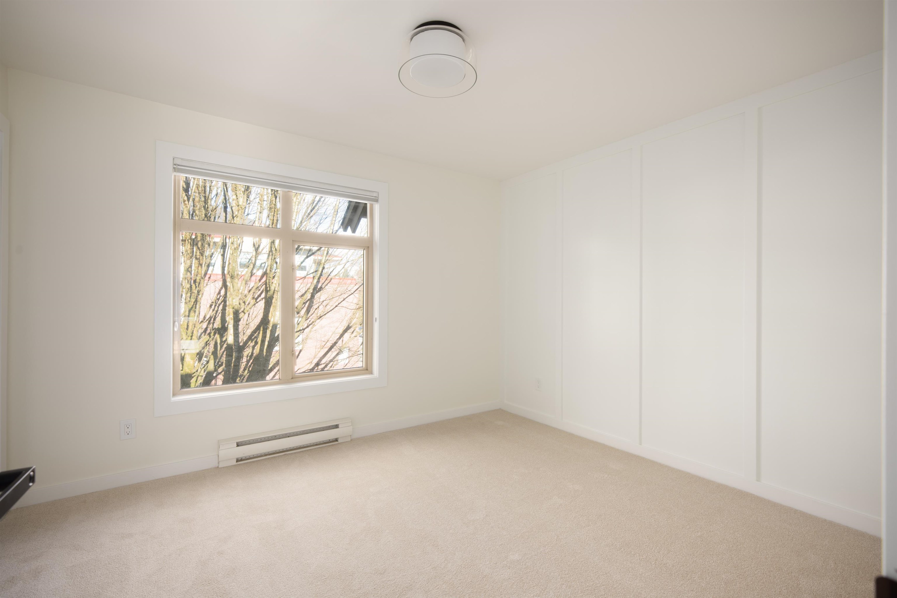 225 18 JACK MAHONY PLACE Unit: 225
