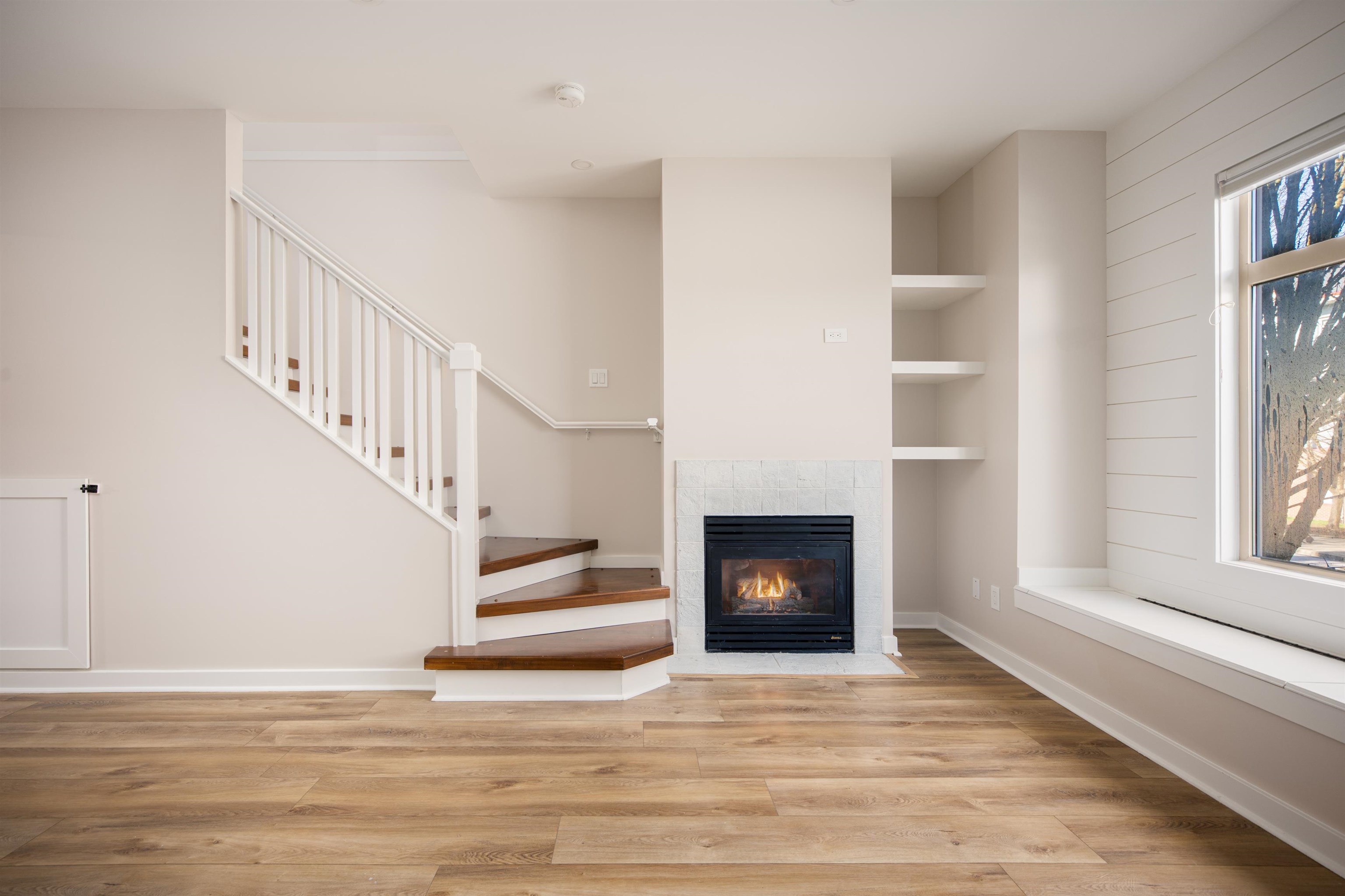 225 18 JACK MAHONY PLACE Unit: 225