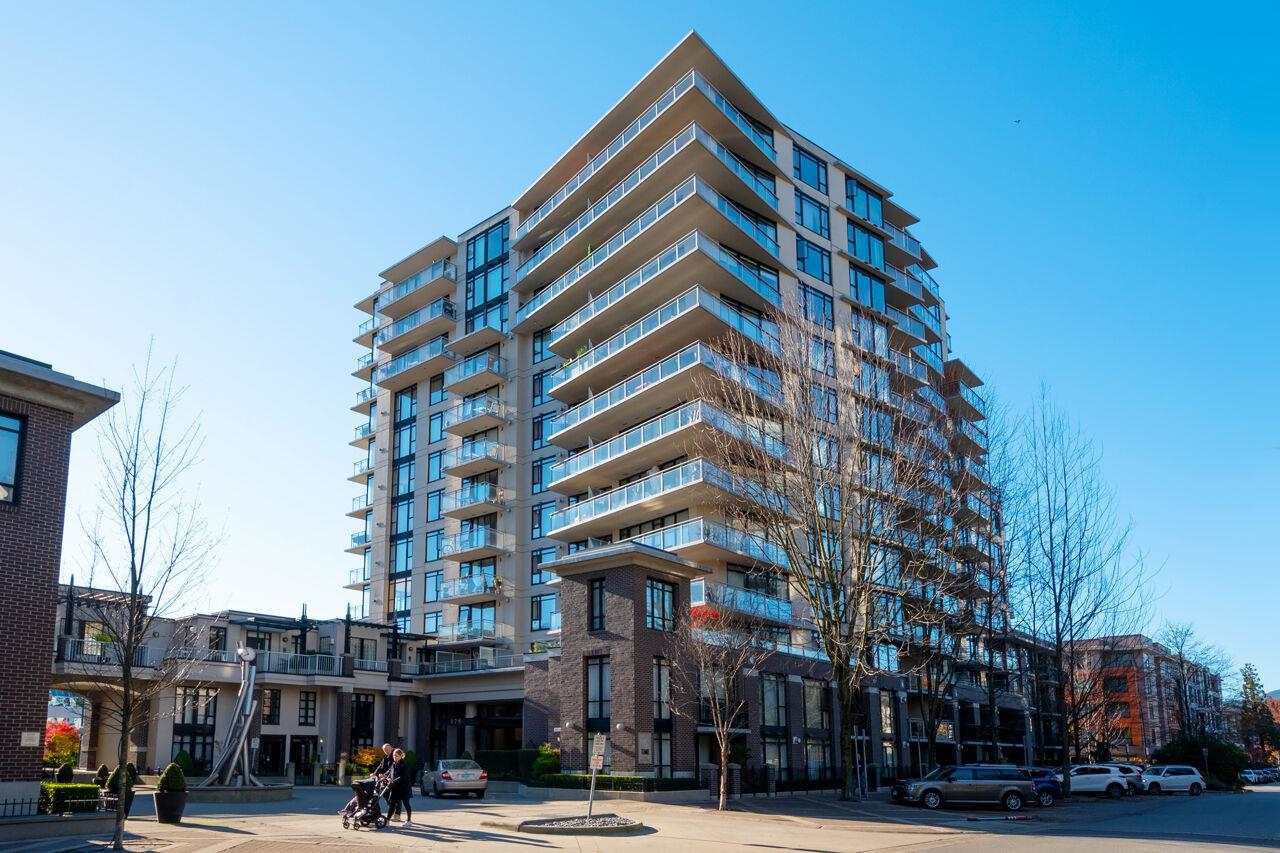 712 175 W 1ST STREET Unit: 712