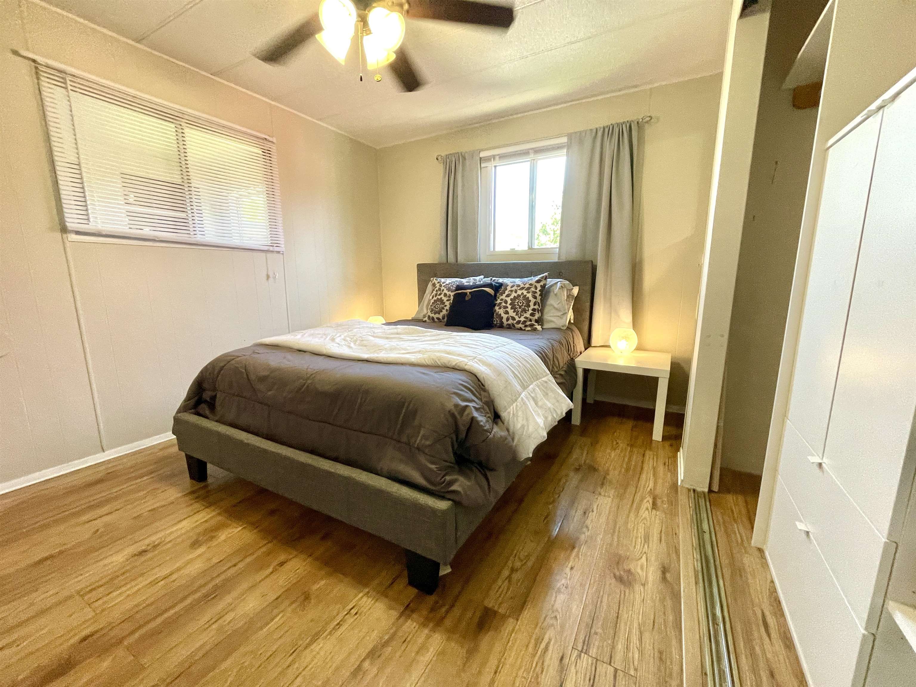 85 1840 160 STREET