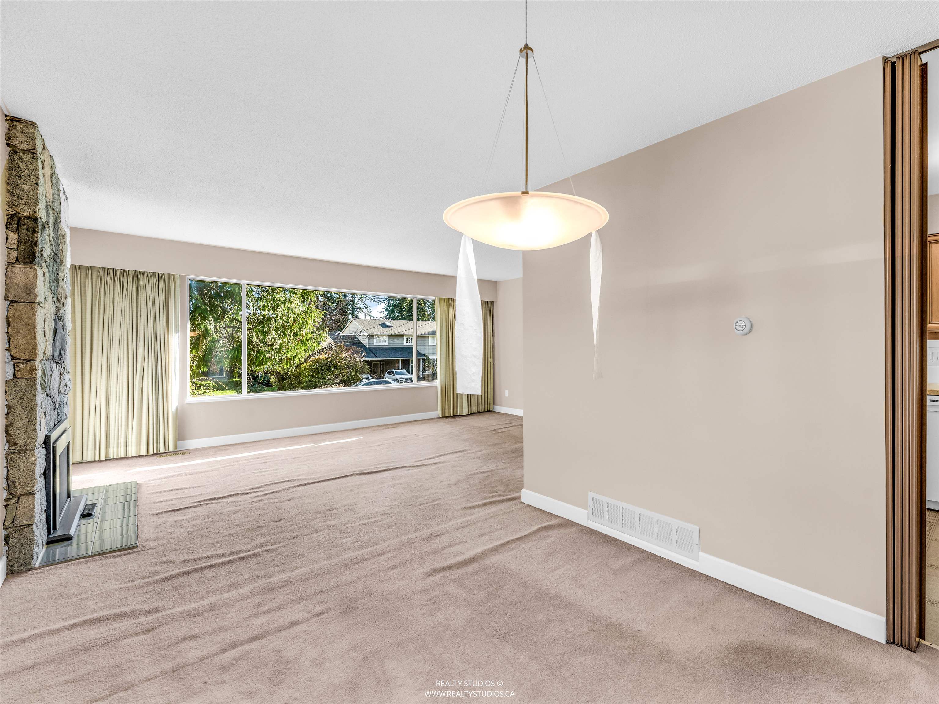 1110 LODGE ROAD