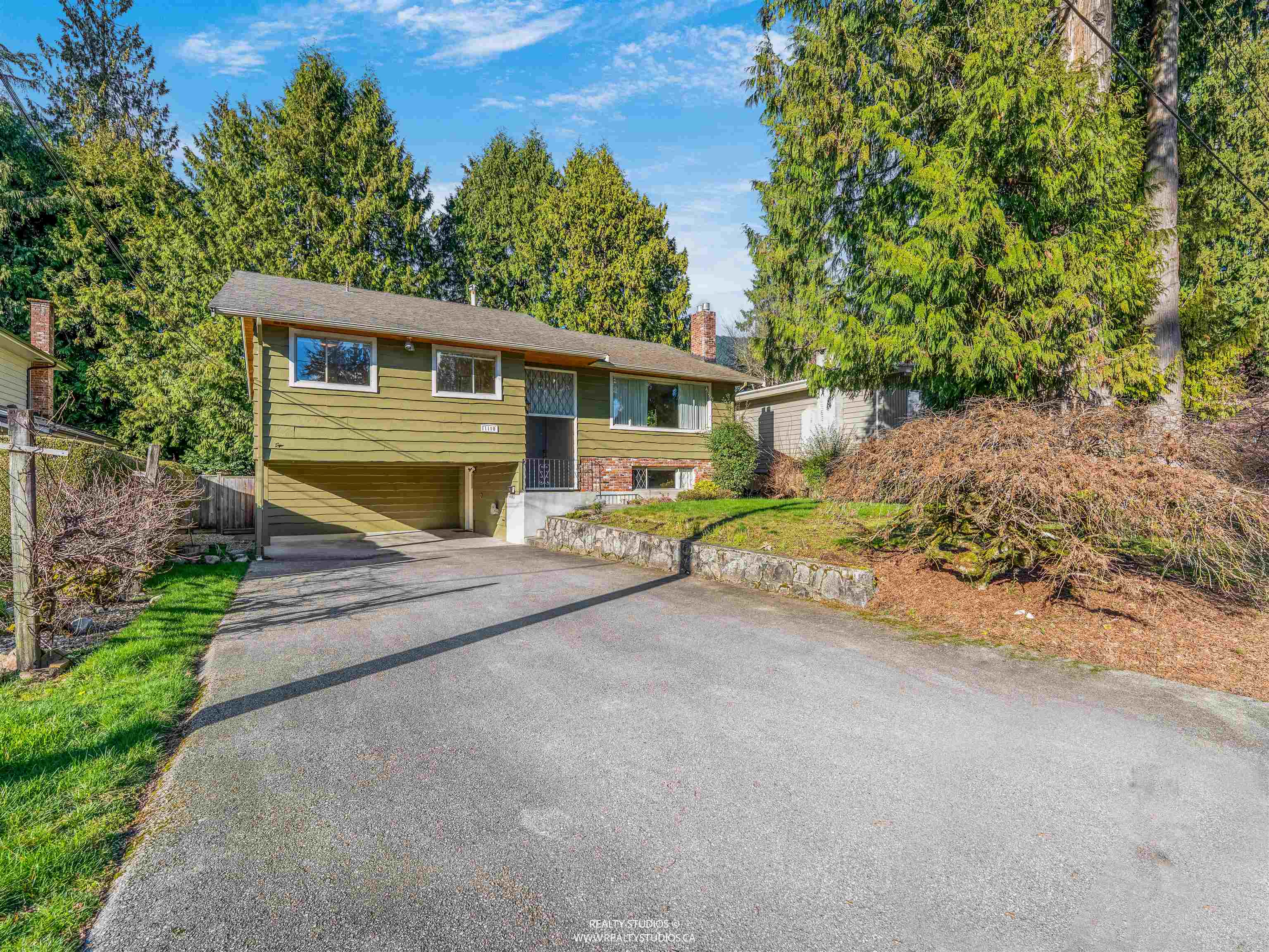 1110 LODGE ROAD