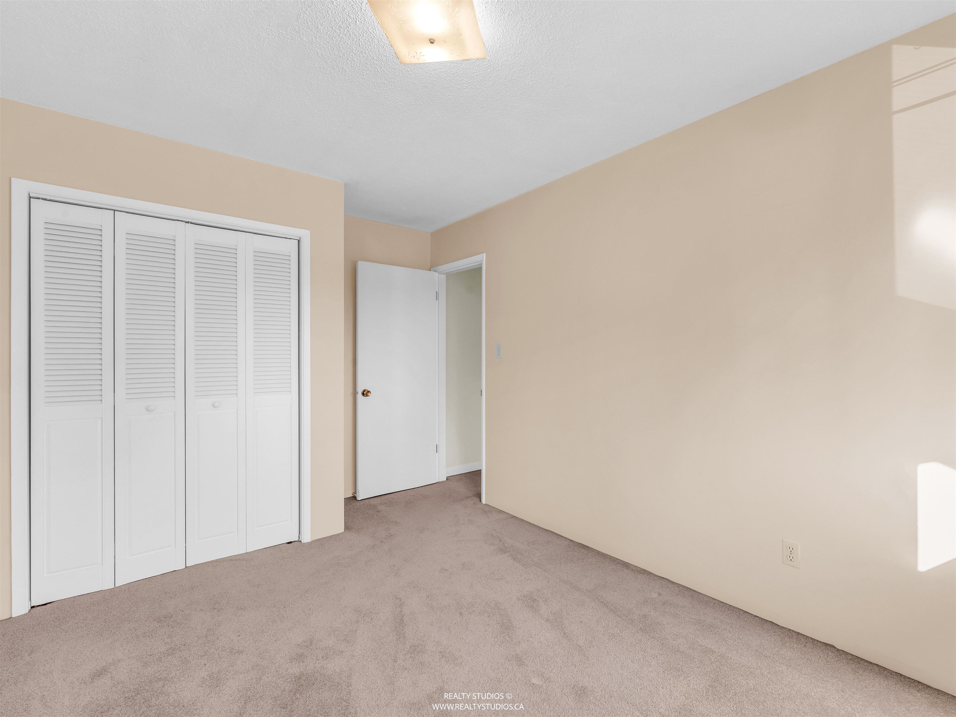 1110 LODGE ROAD