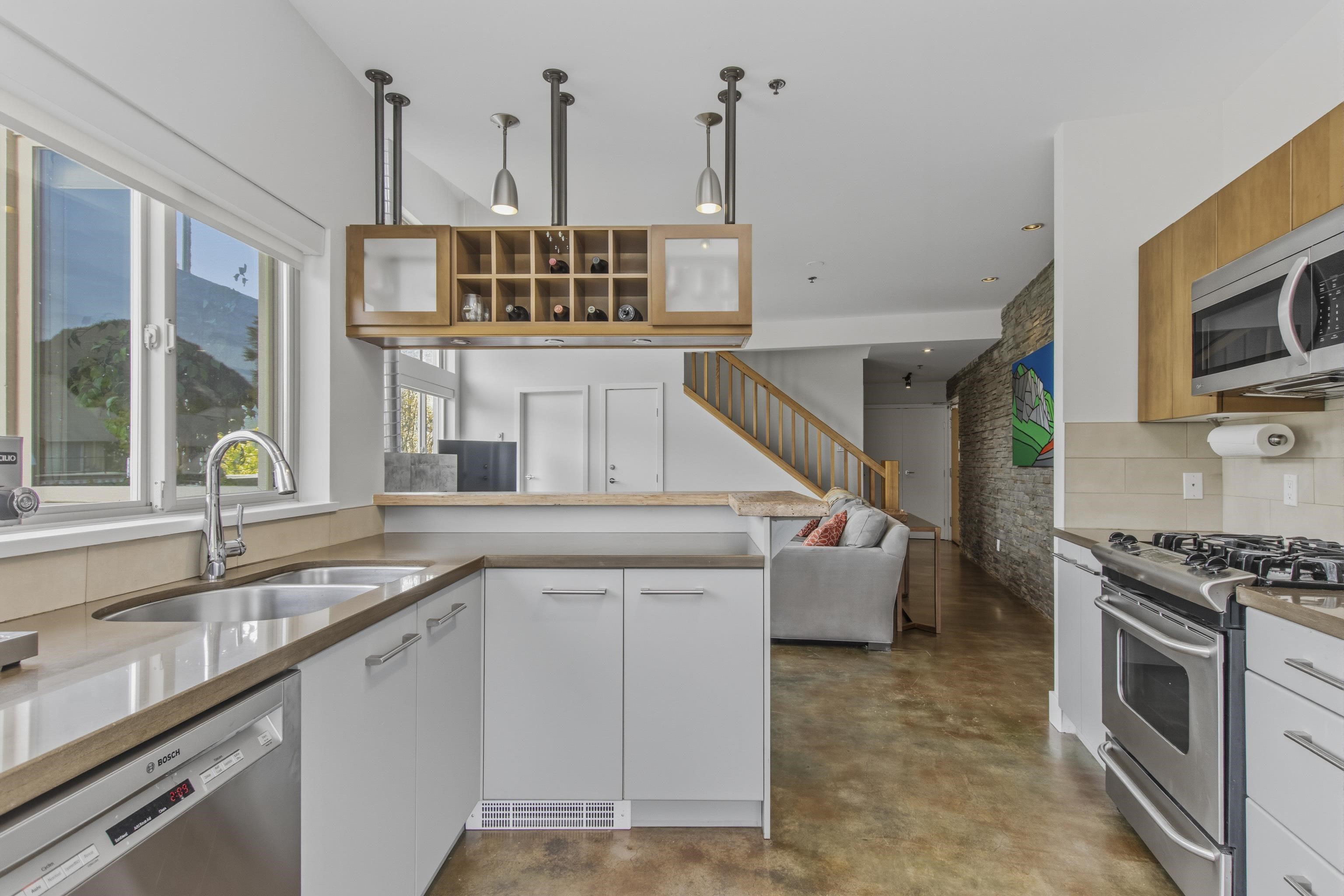 2 40775 TANTALUS ROAD