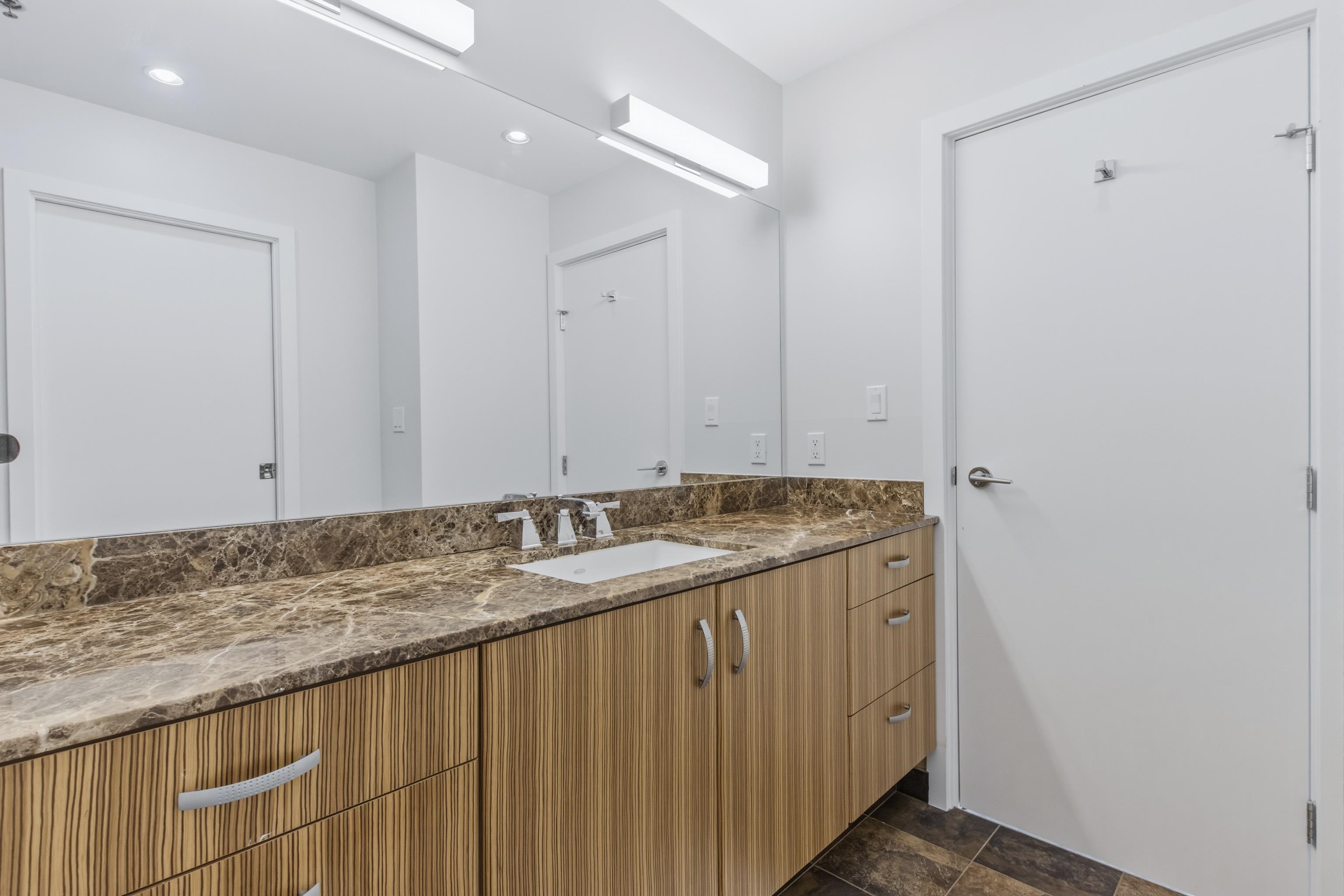 2 40775 TANTALUS ROAD