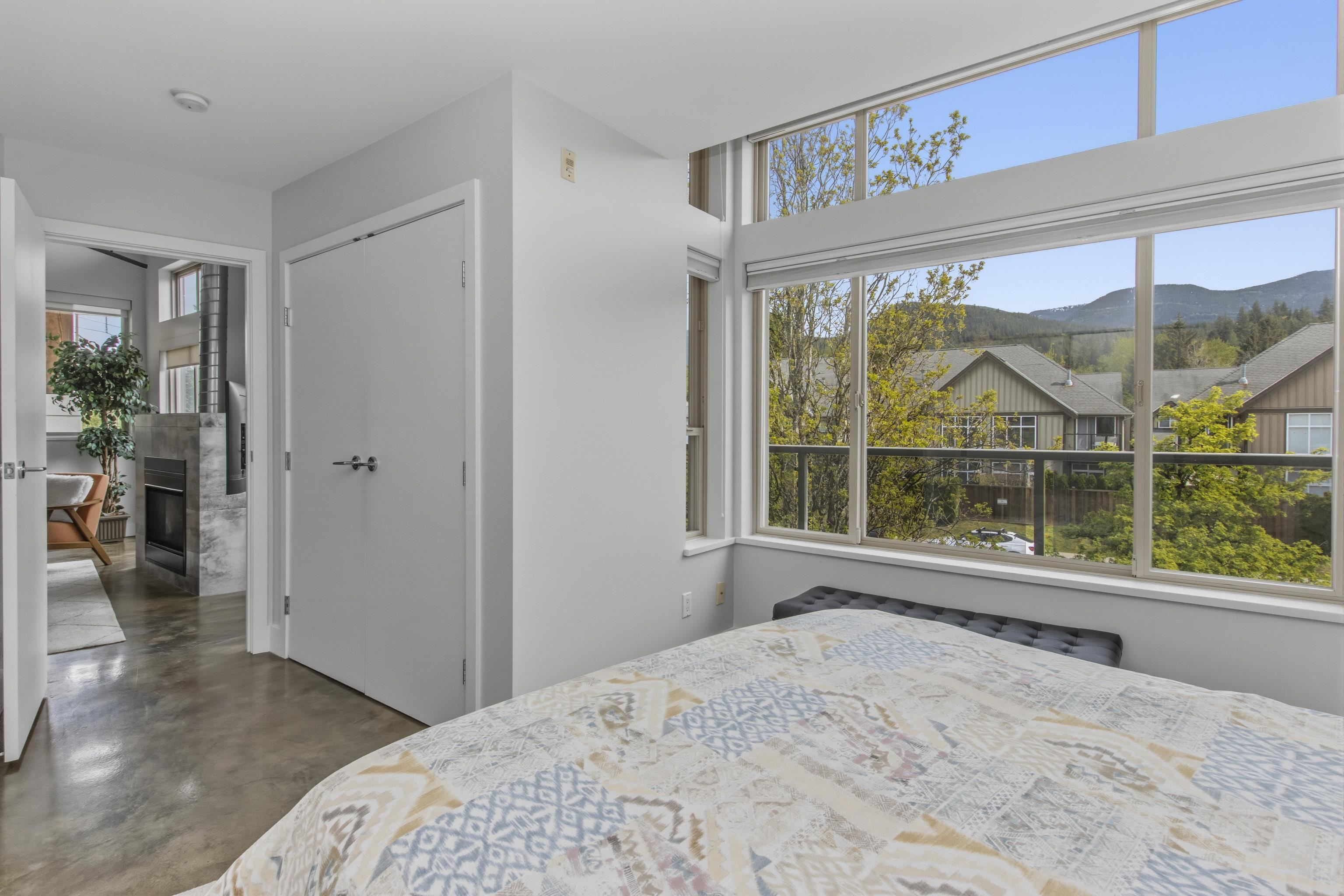 2 40775 TANTALUS ROAD