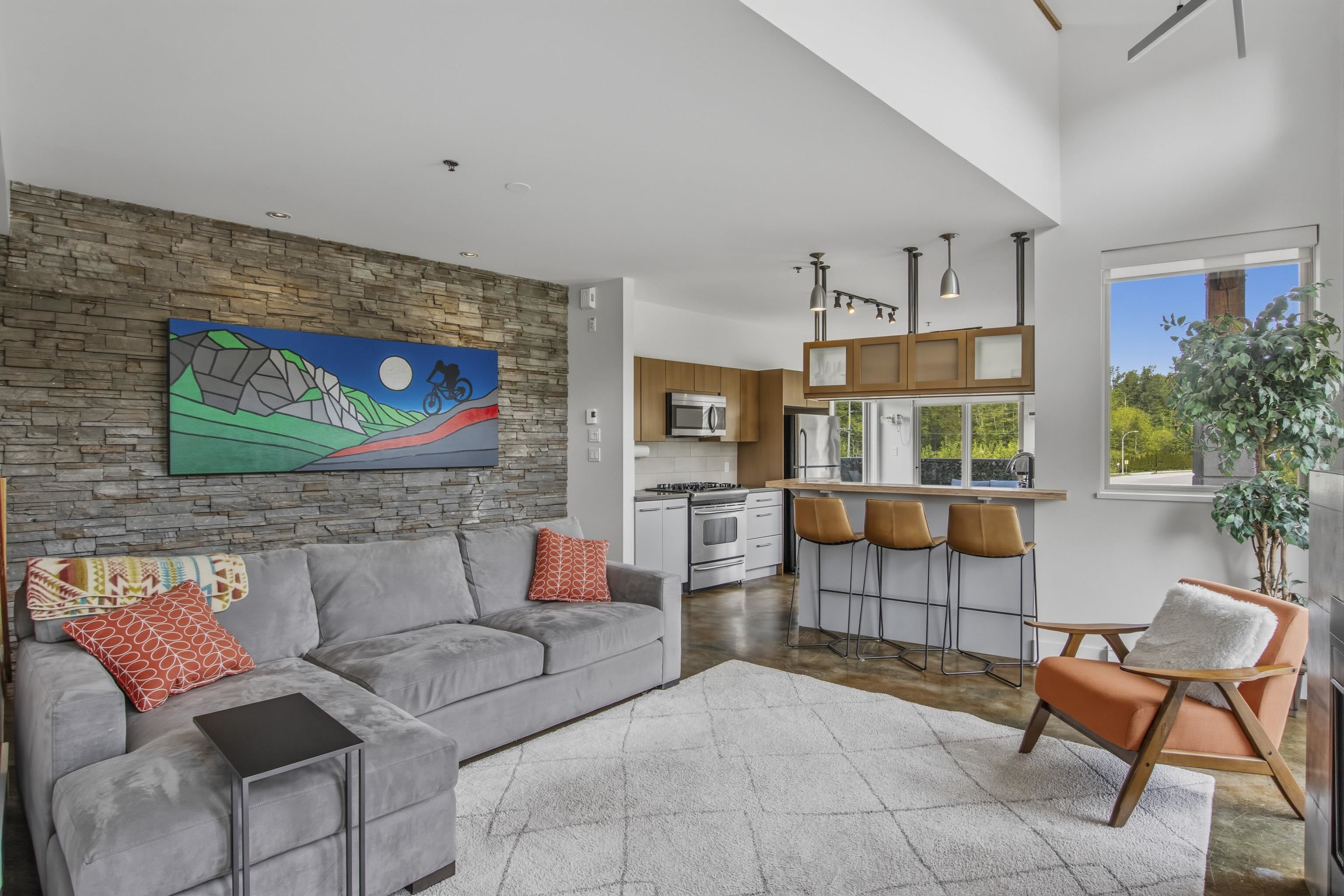 2 40775 TANTALUS ROAD