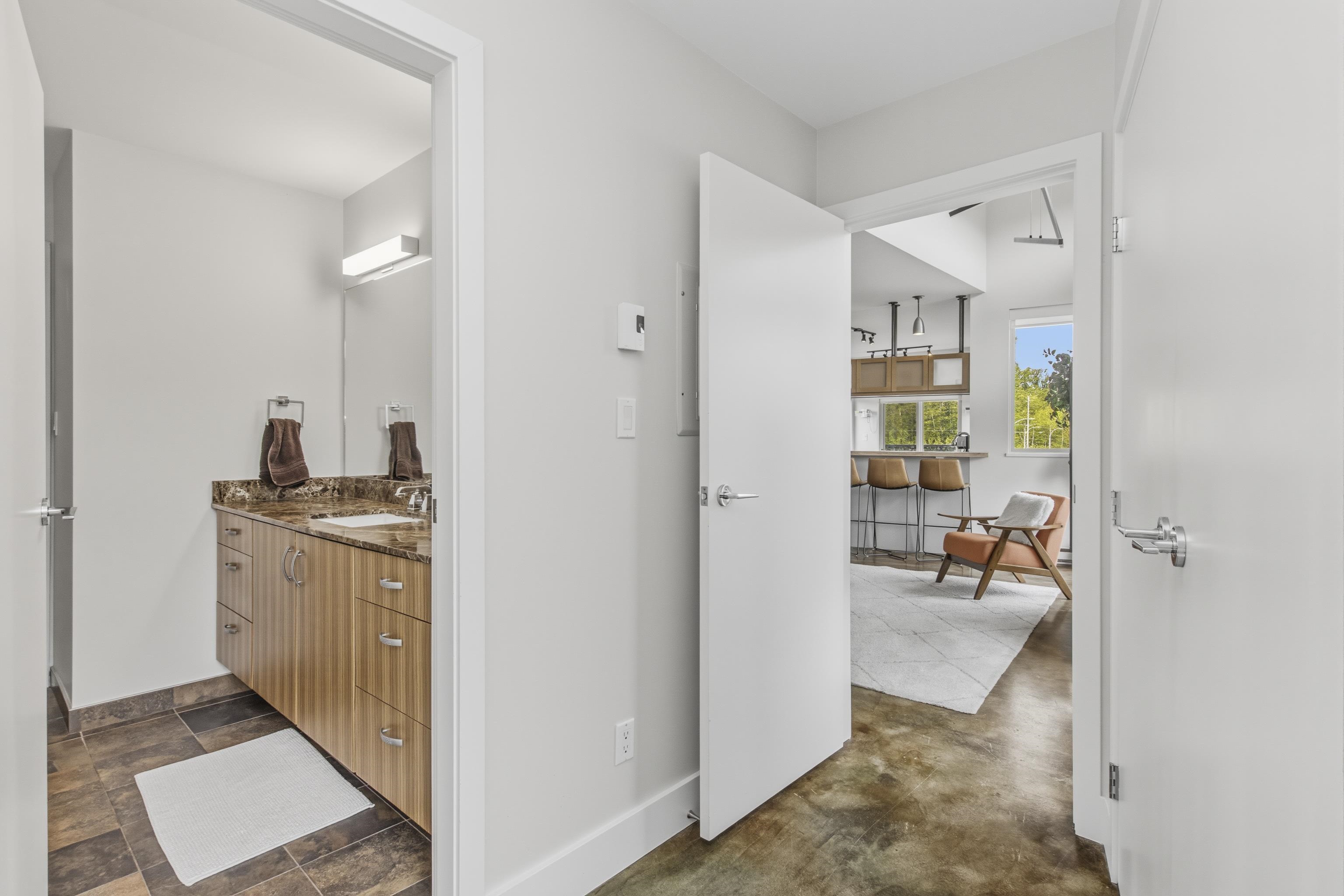 2 40775 TANTALUS ROAD