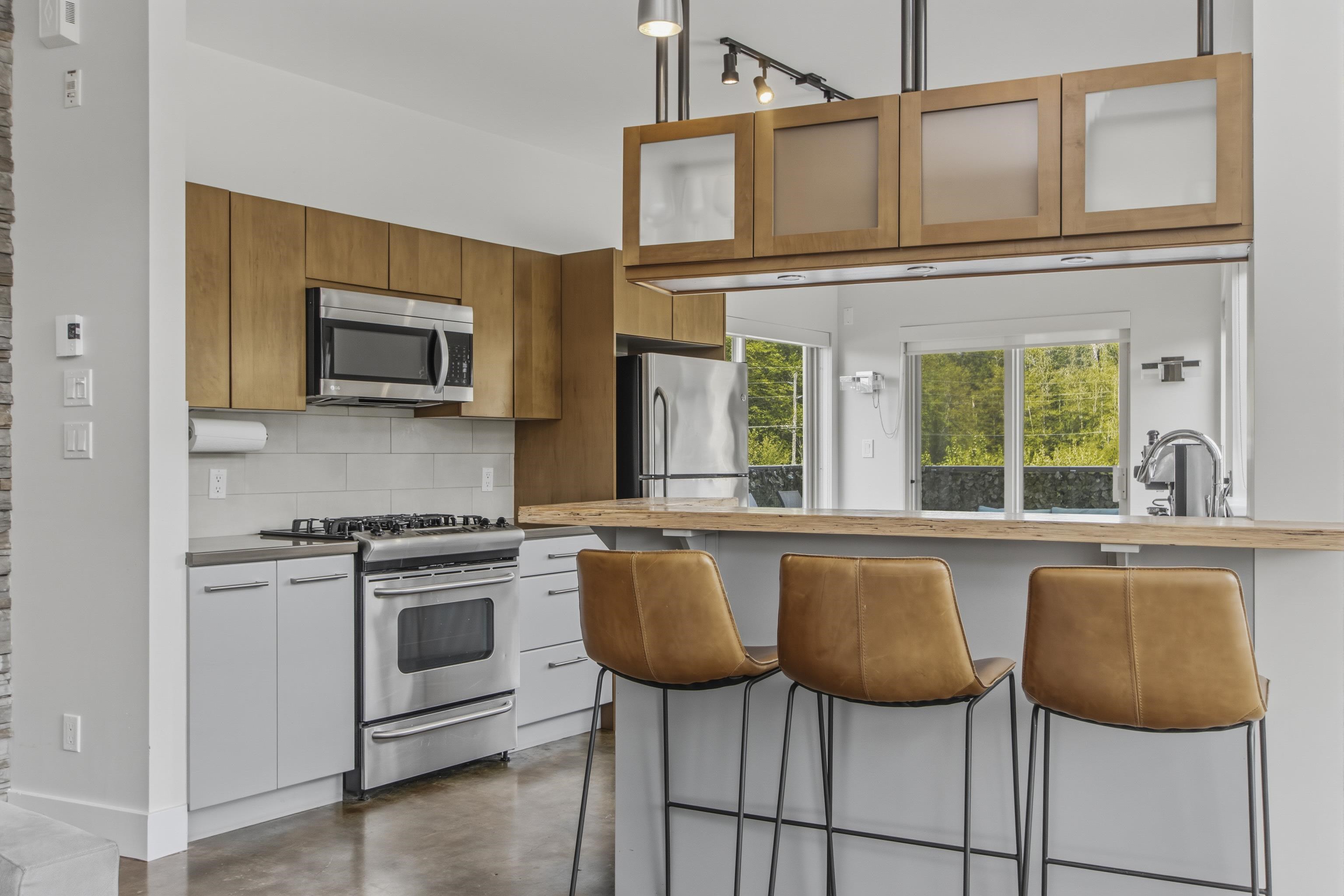 2 40775 TANTALUS ROAD