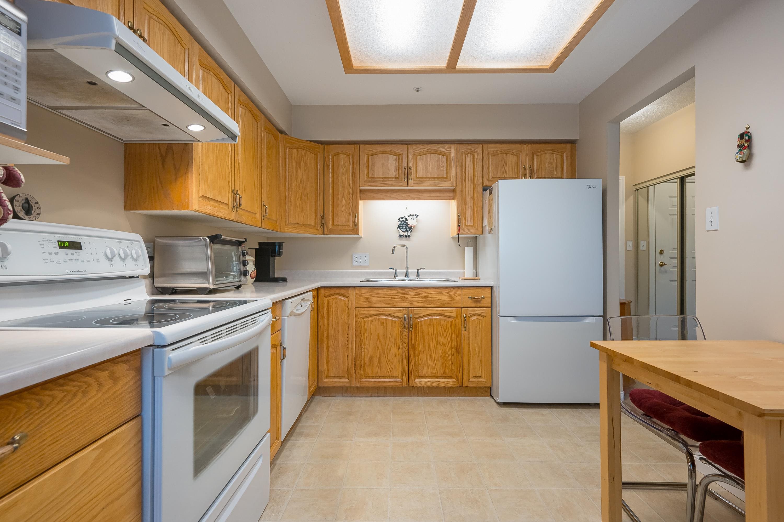 102 3170 GLADWIN ROAD