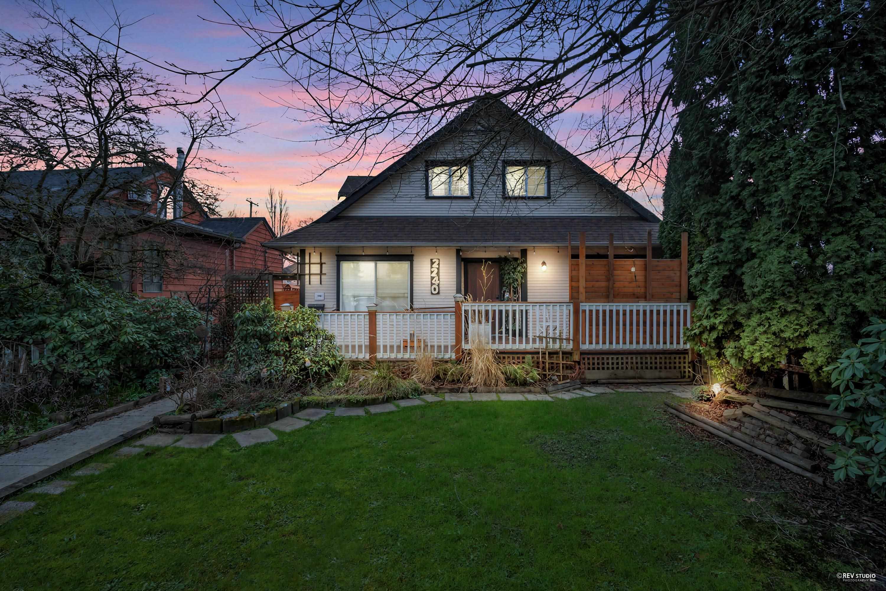 2240 DOUGLAS CRESCENT