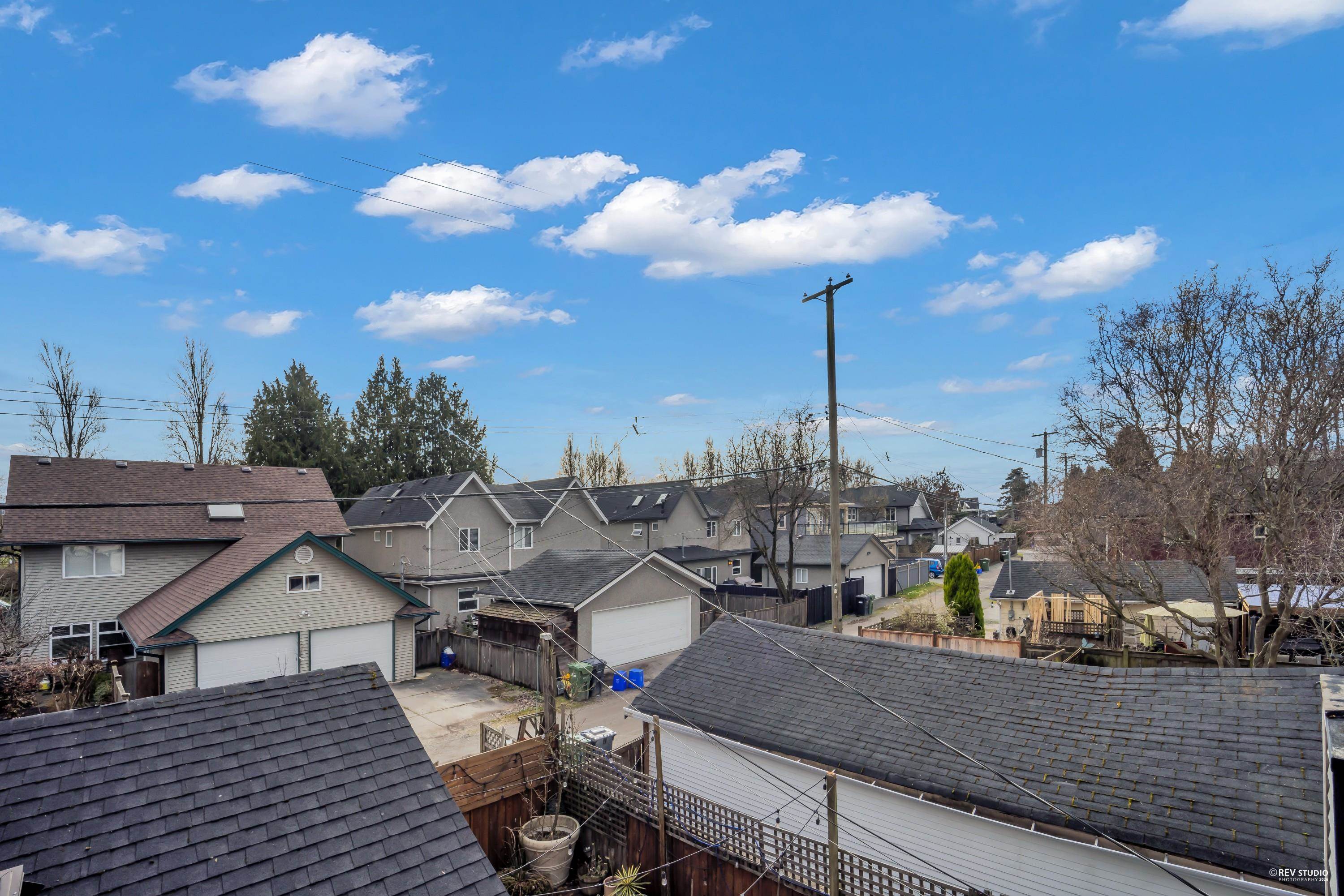 2240 DOUGLAS CRESCENT