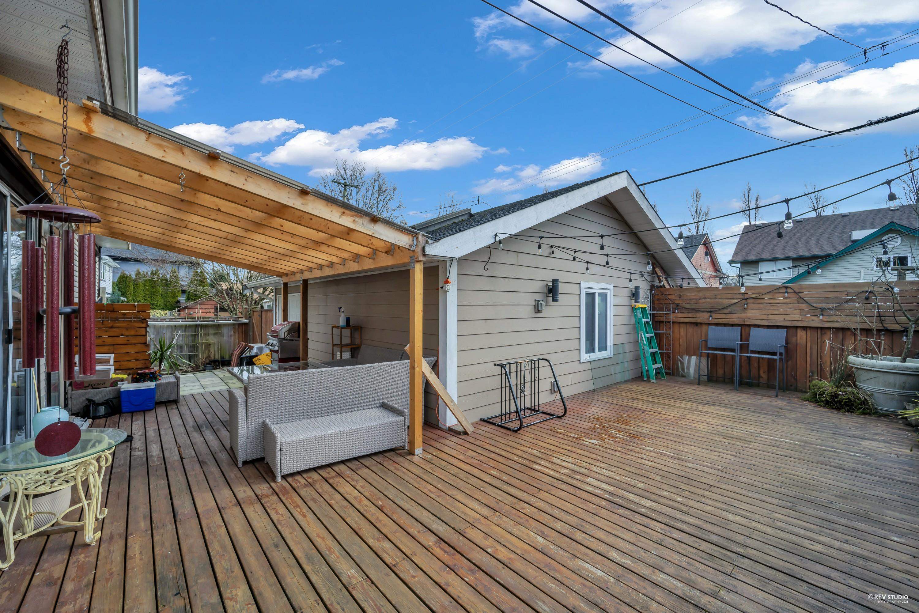 2240 DOUGLAS CRESCENT