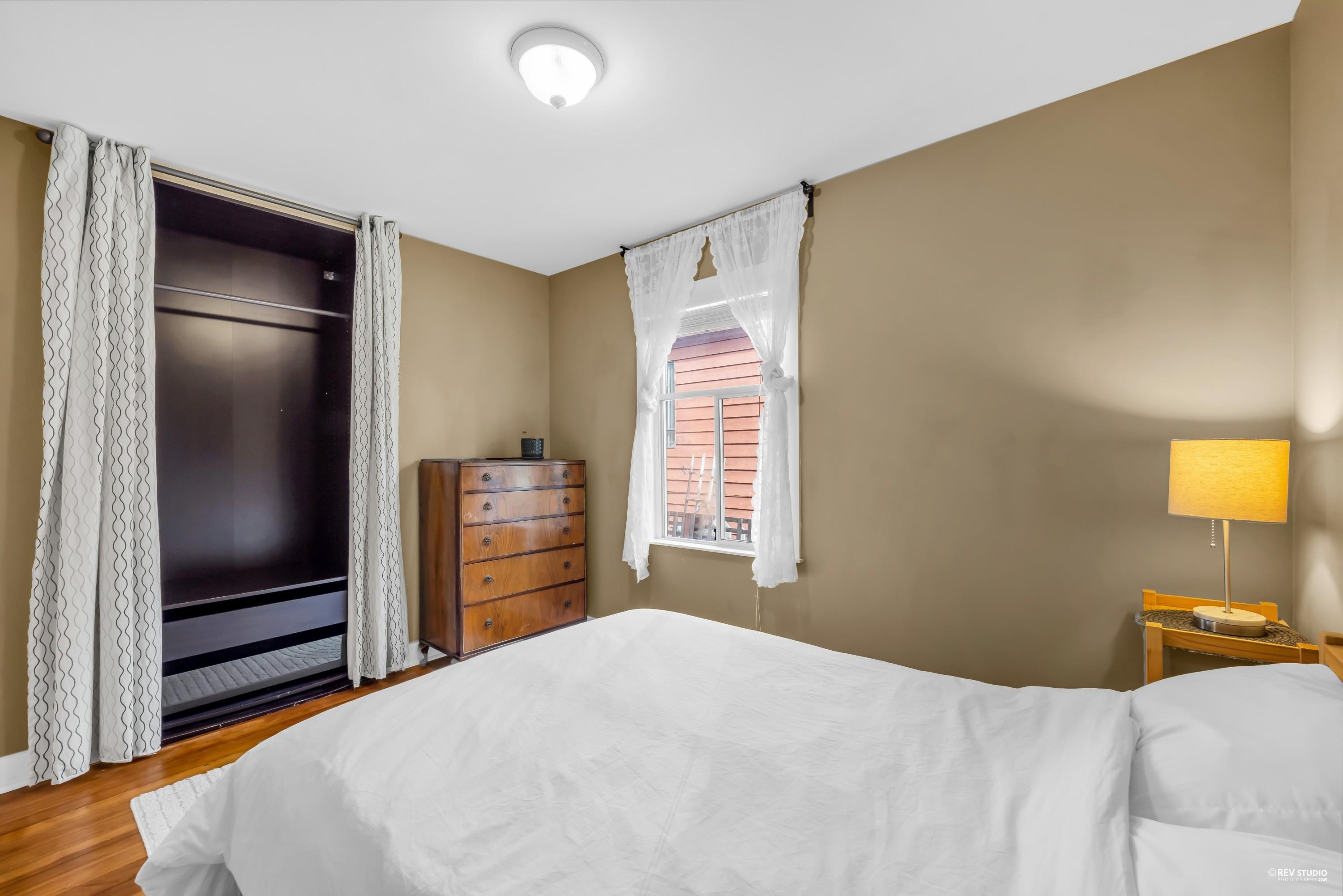 2240 DOUGLAS CRESCENT