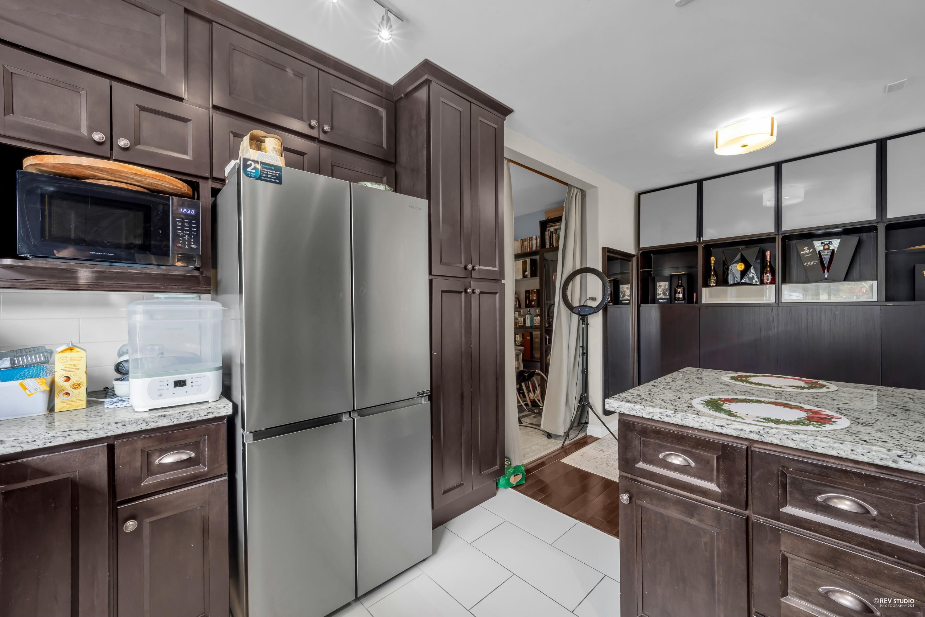 2240 DOUGLAS CRESCENT