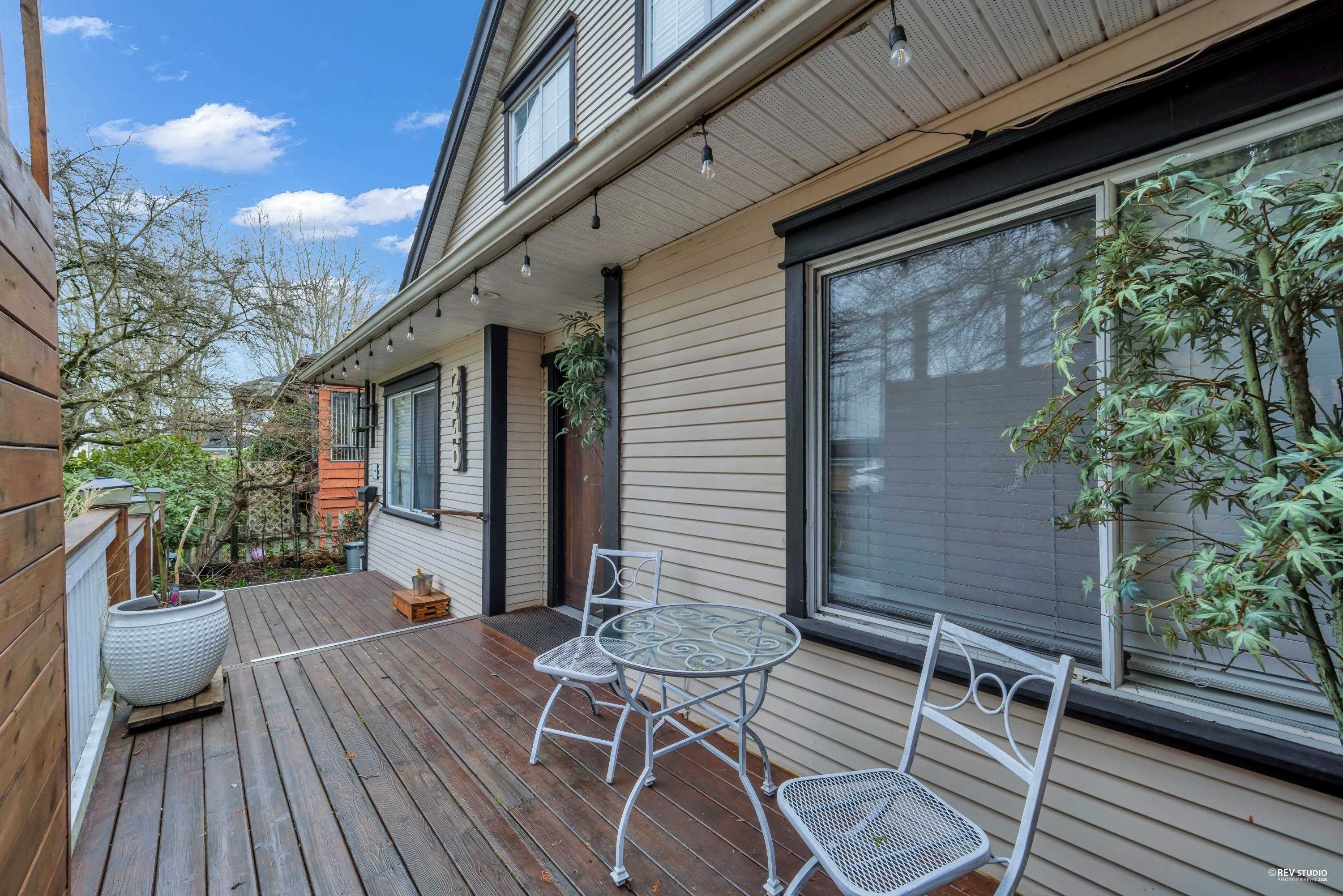 2240 DOUGLAS CRESCENT