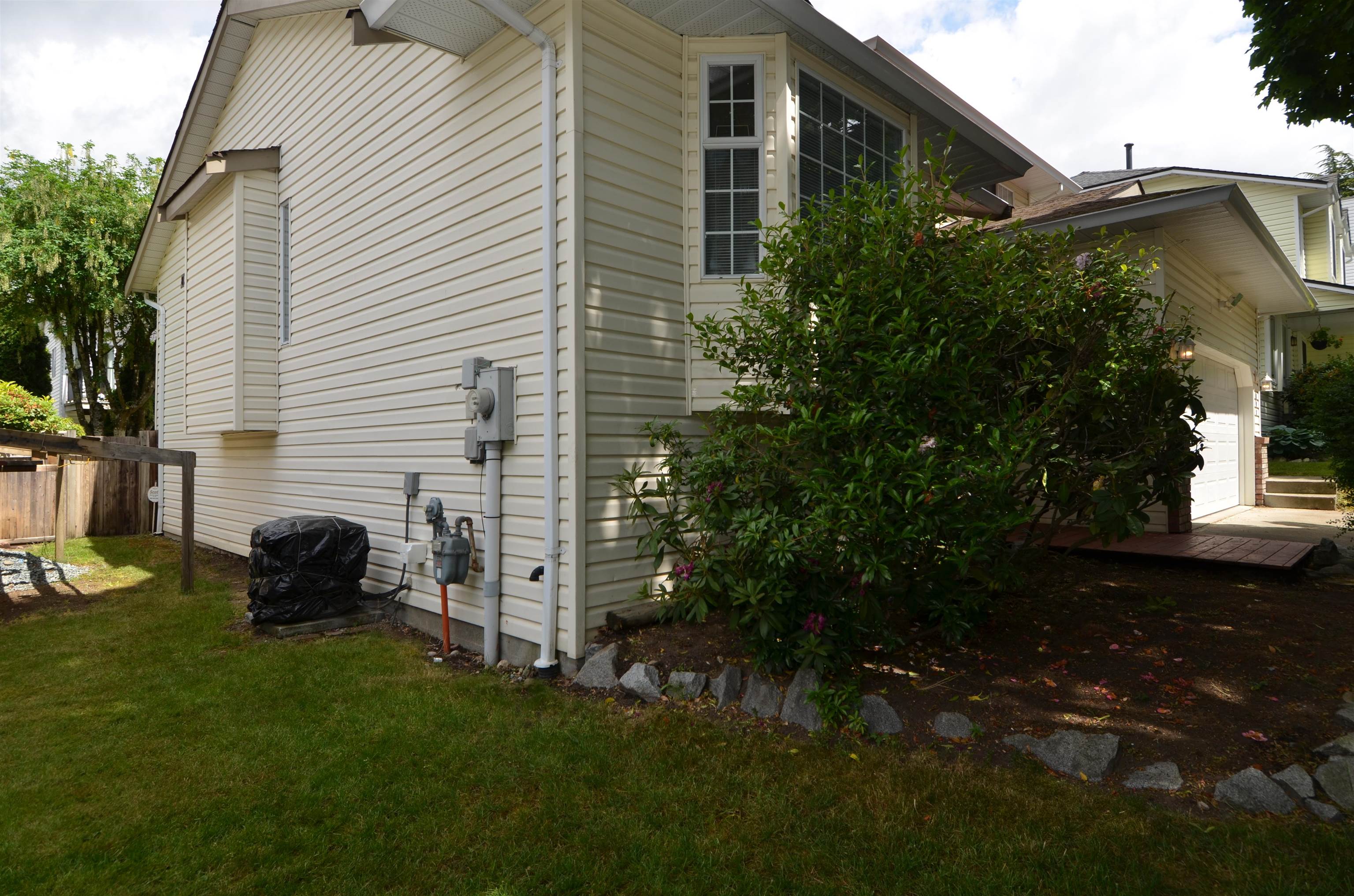 8986 WATSON COURT