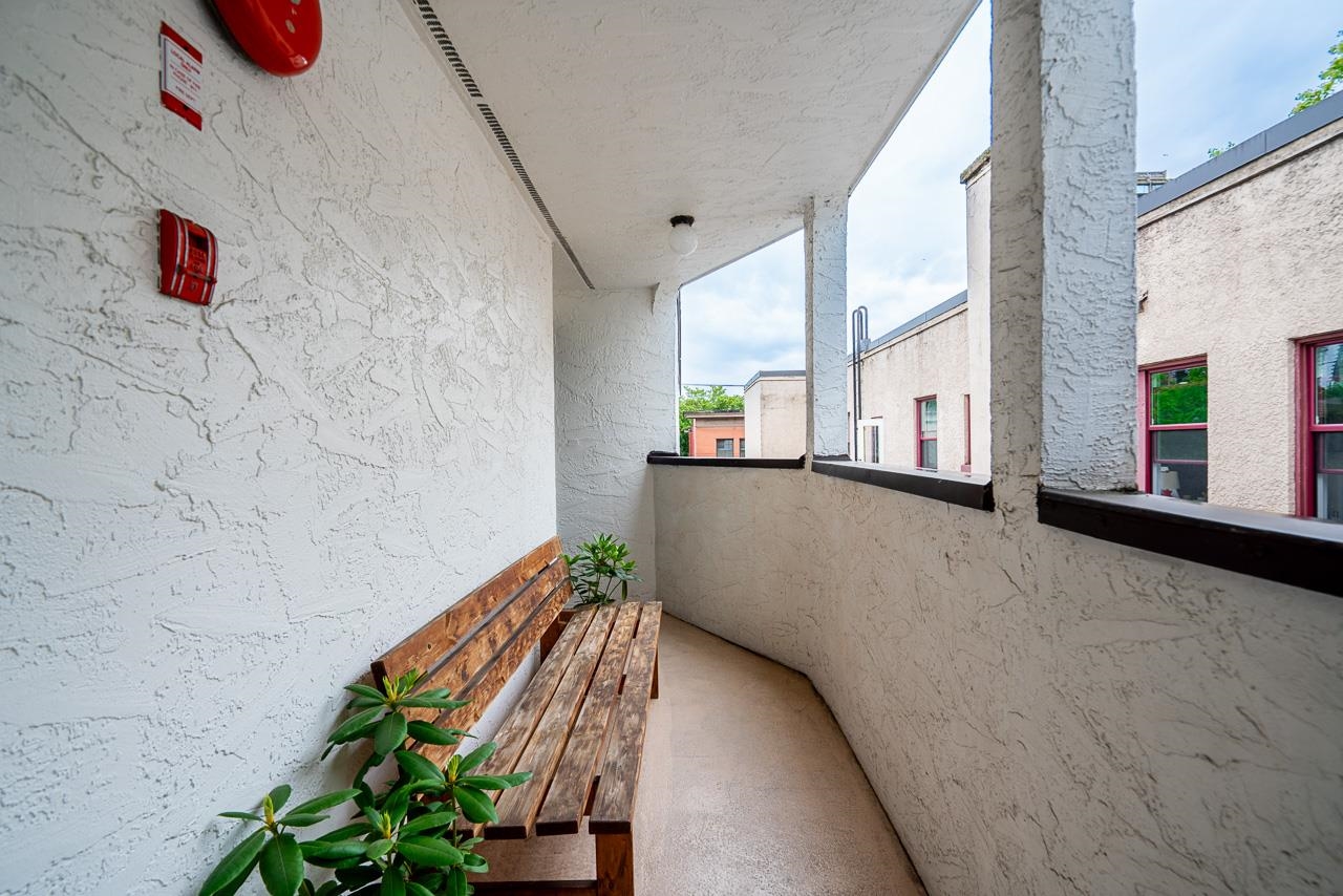 PH5 936 BUTE STREET