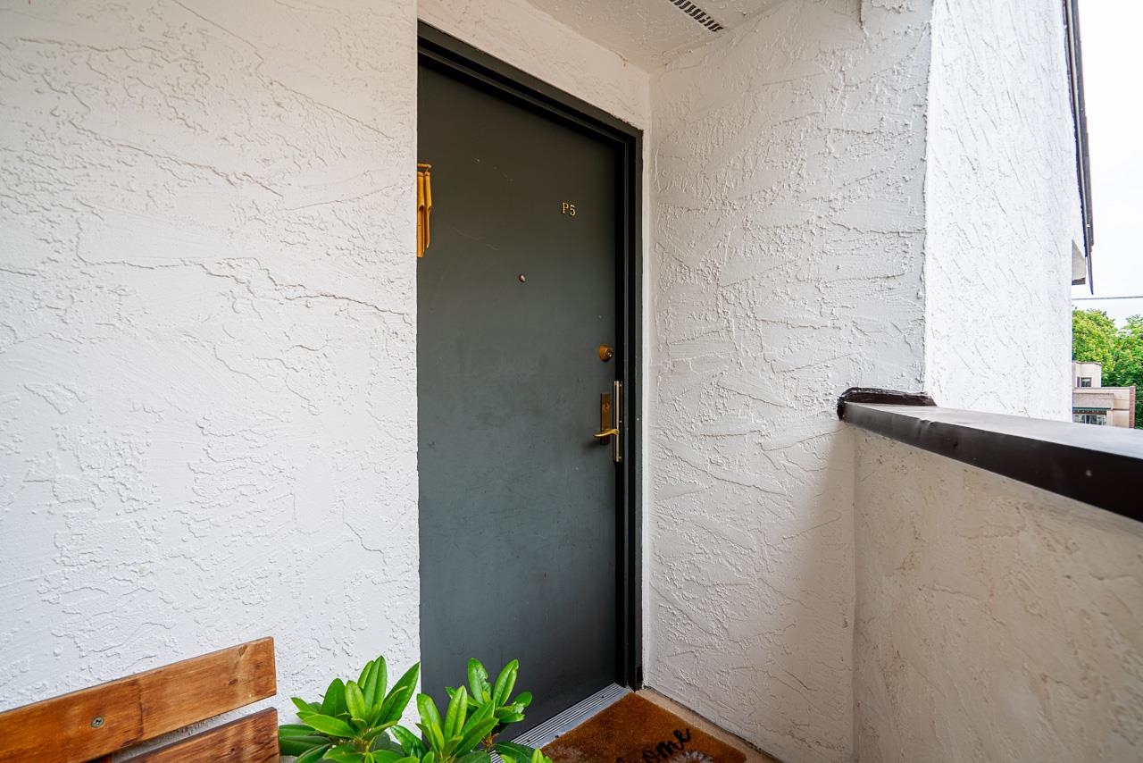 PH5 936 BUTE STREET