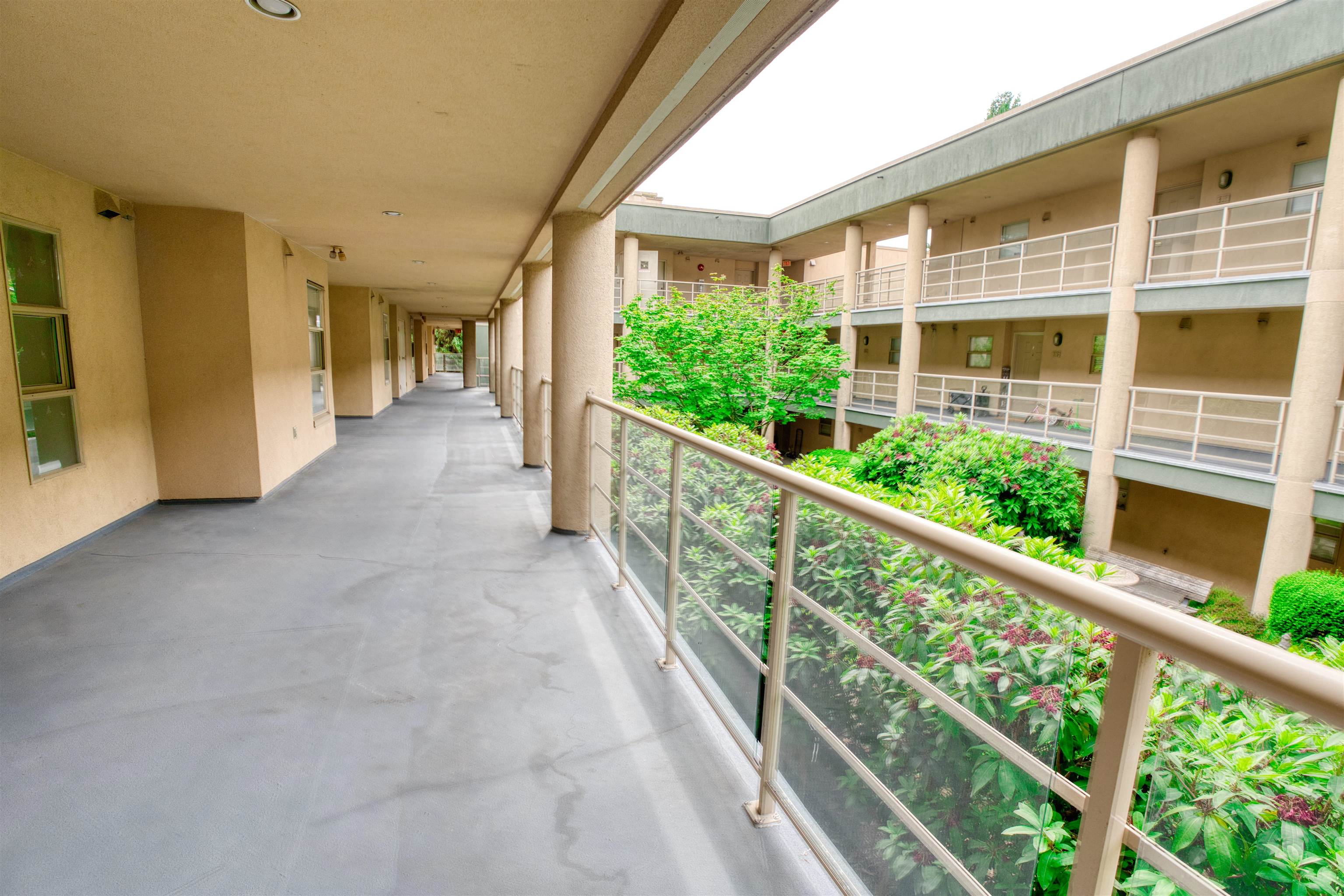 206 22277 122 AVENUE