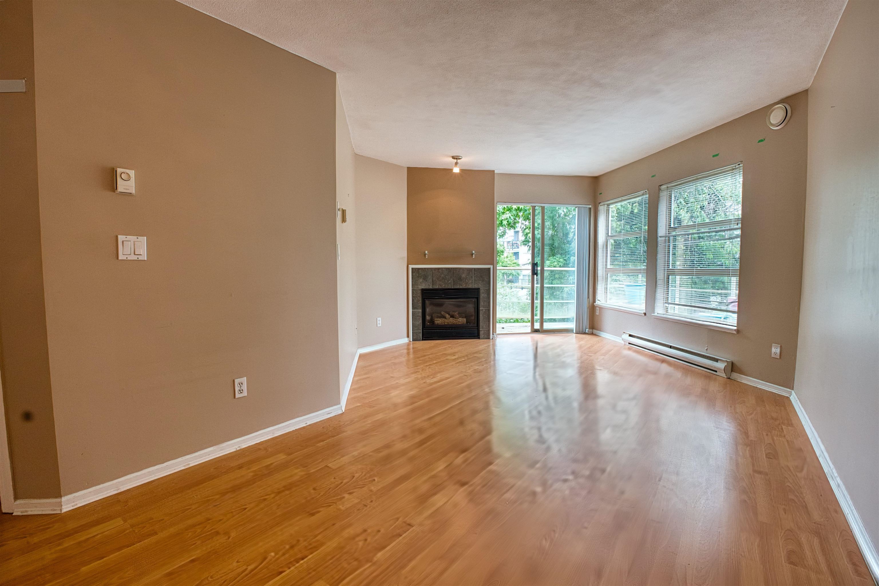 206 22277 122 AVENUE