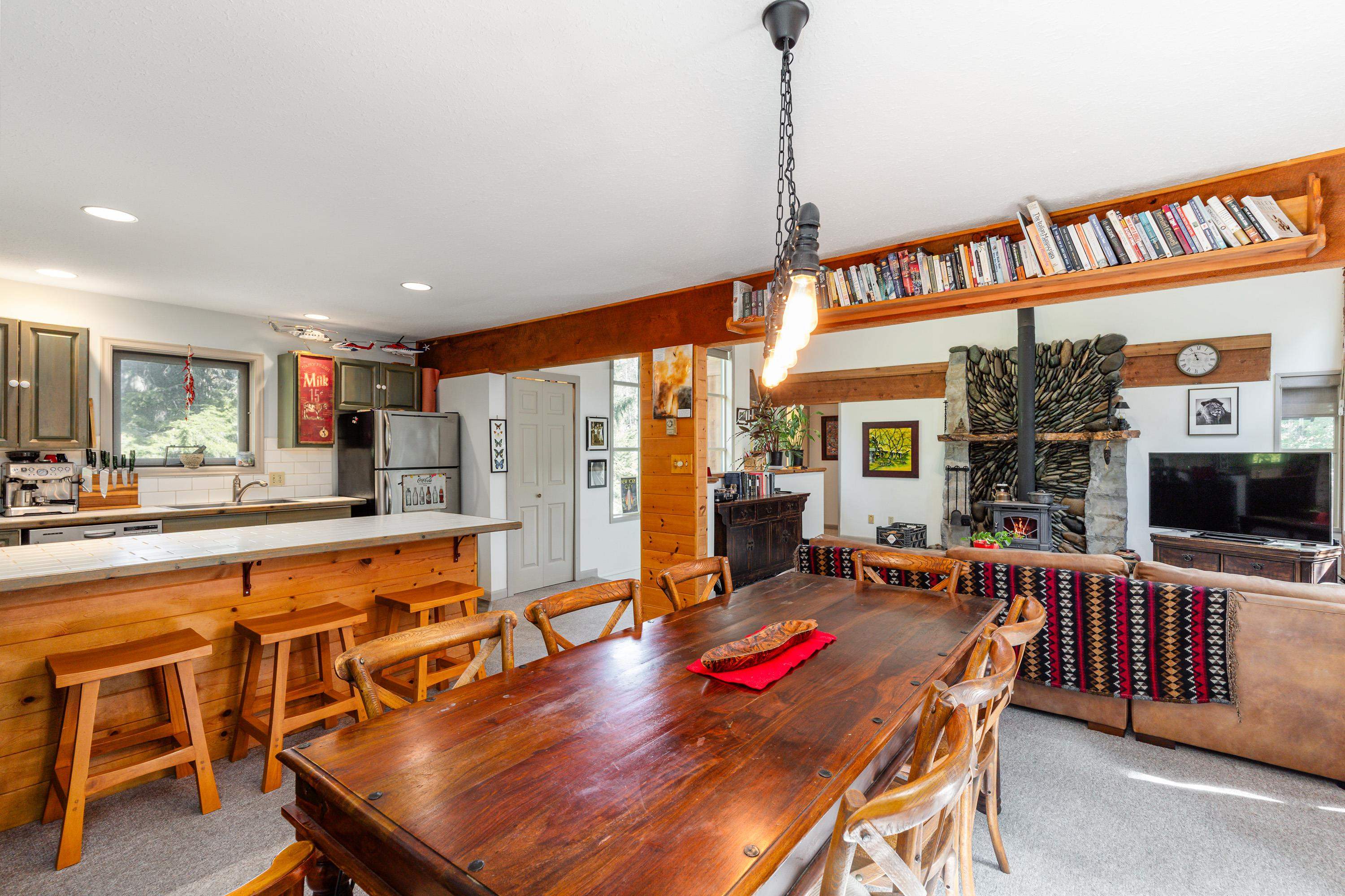 6250 EAGLE DRIVE