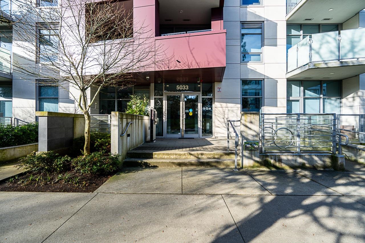 217 5033 CAMBIE STREET