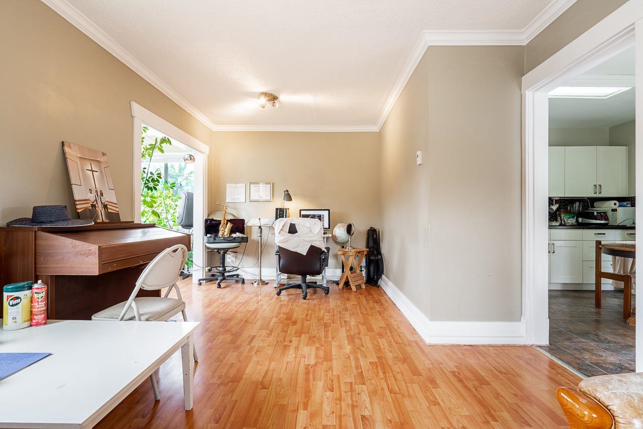 33393 GEORGE FERGUSON WAY