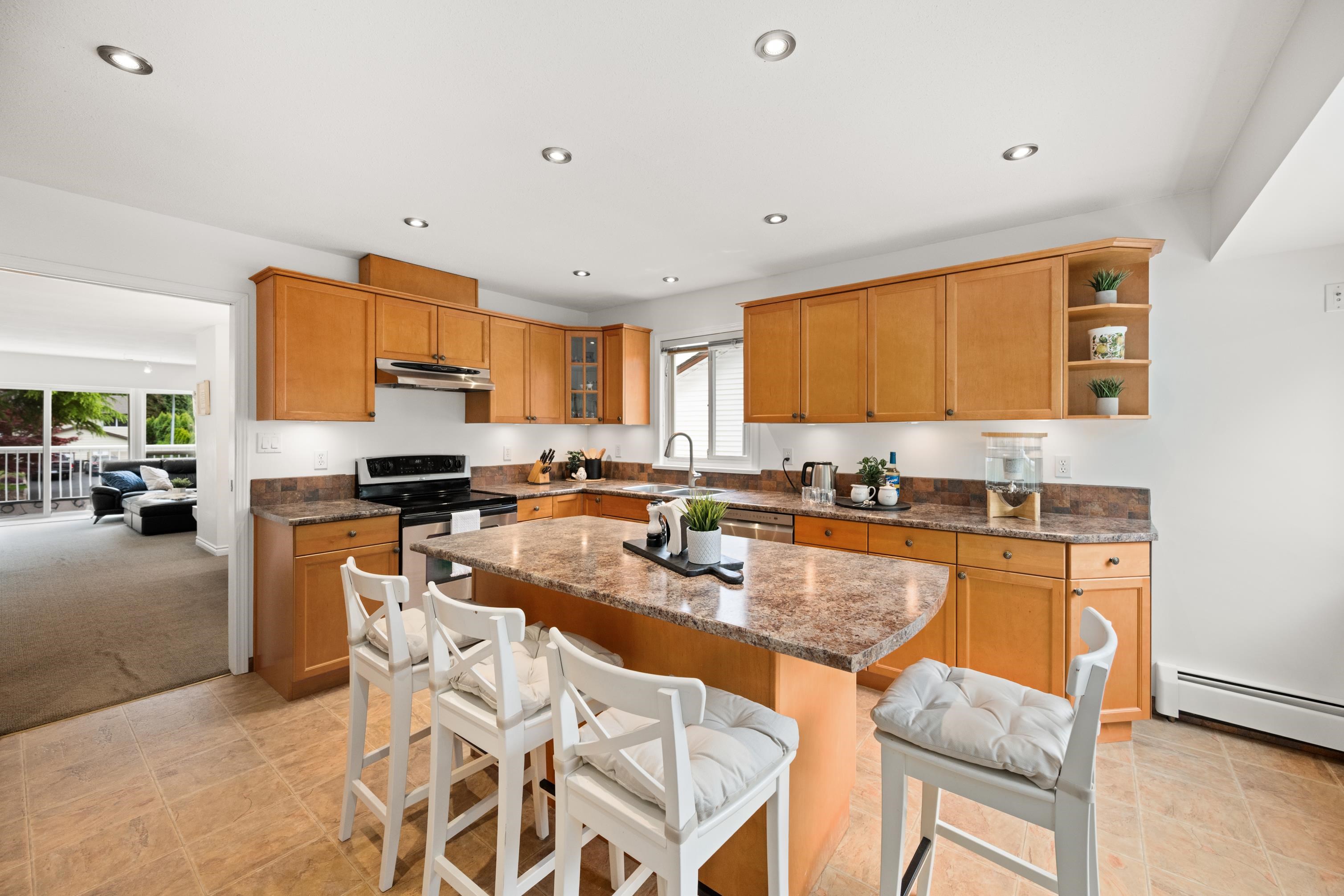 20533 TELEGRAPH TRAIL