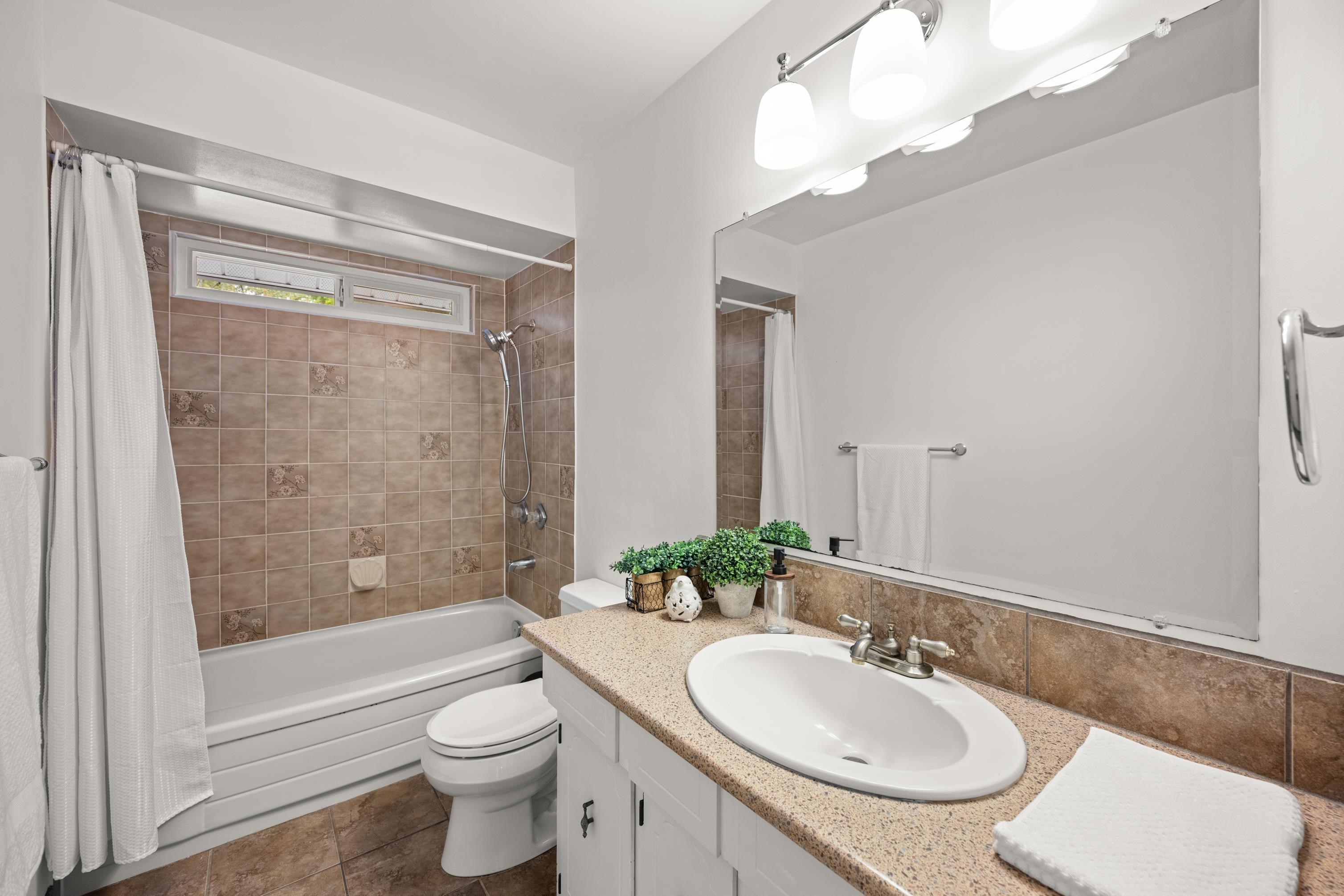 20533 TELEGRAPH TRAIL