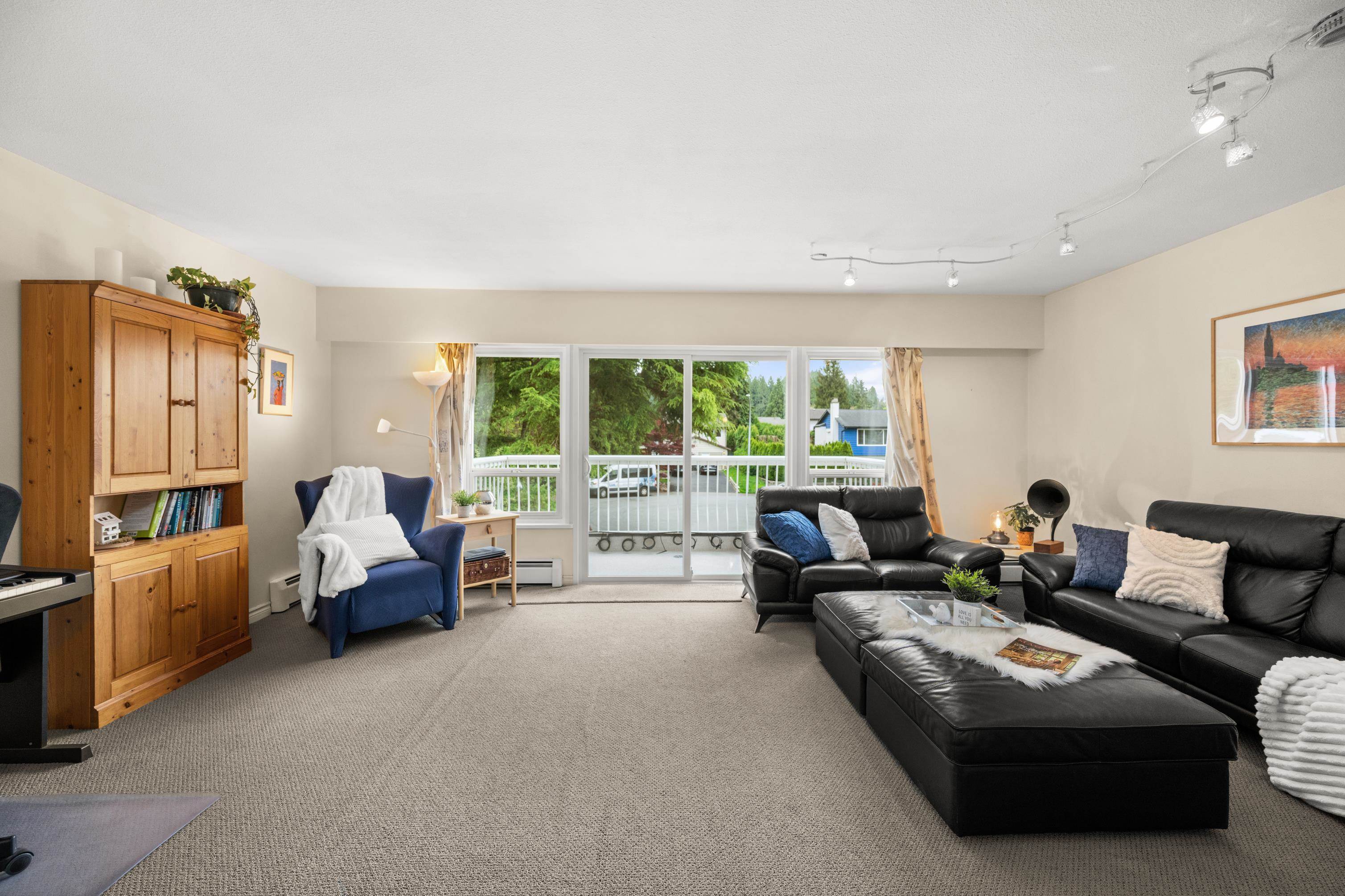 20533 TELEGRAPH TRAIL