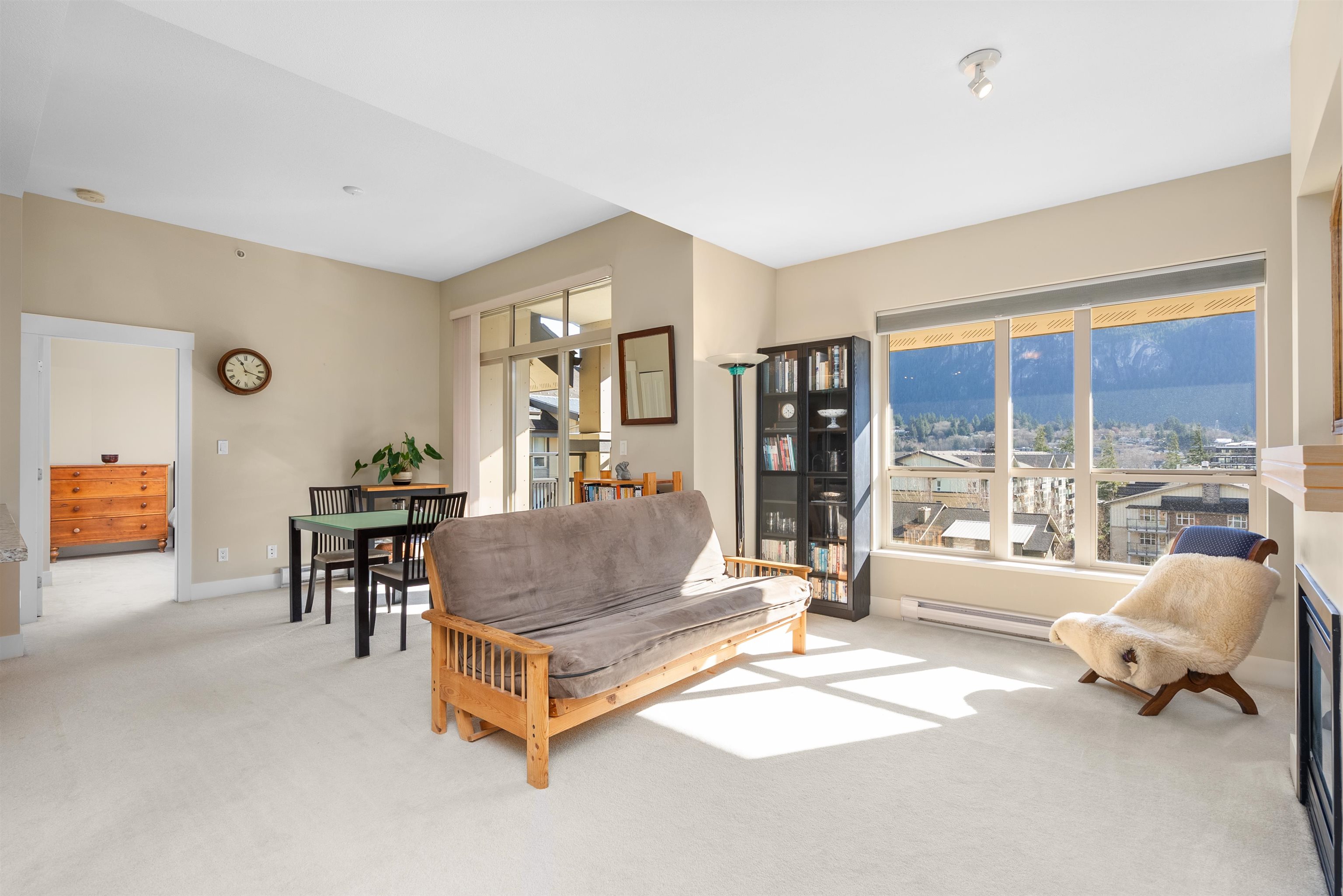 602 1211 VILLAGE GREEN WAY