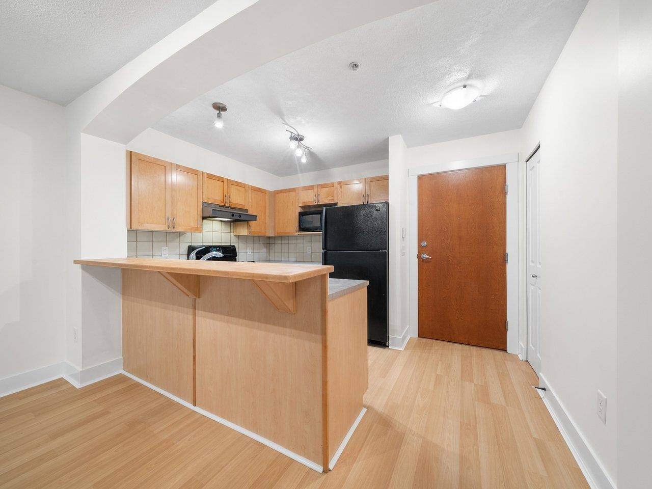 108 2338 WESTERN PARKWAY