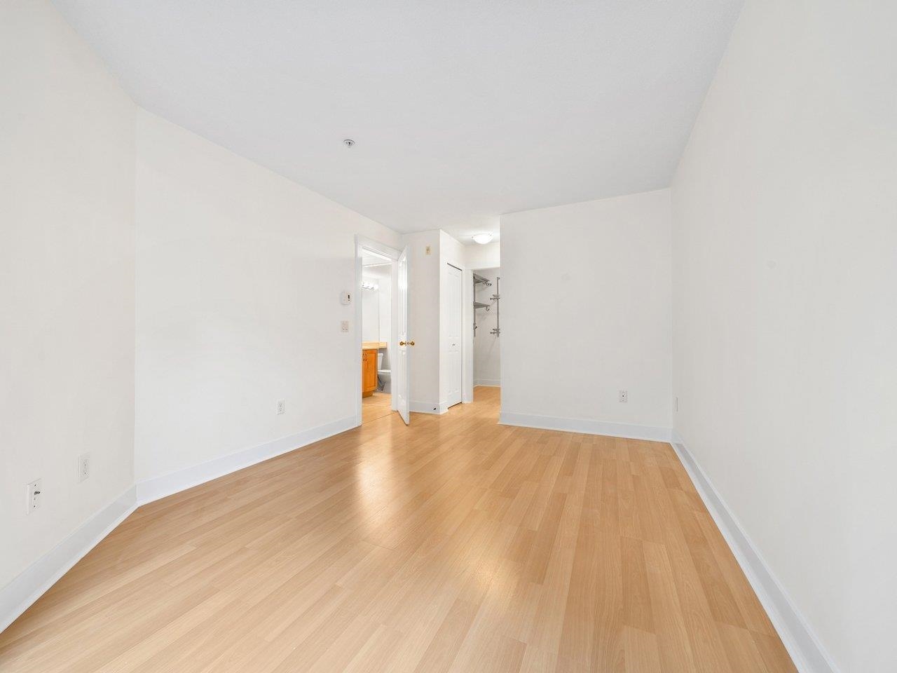 108 2338 WESTERN PARKWAY
