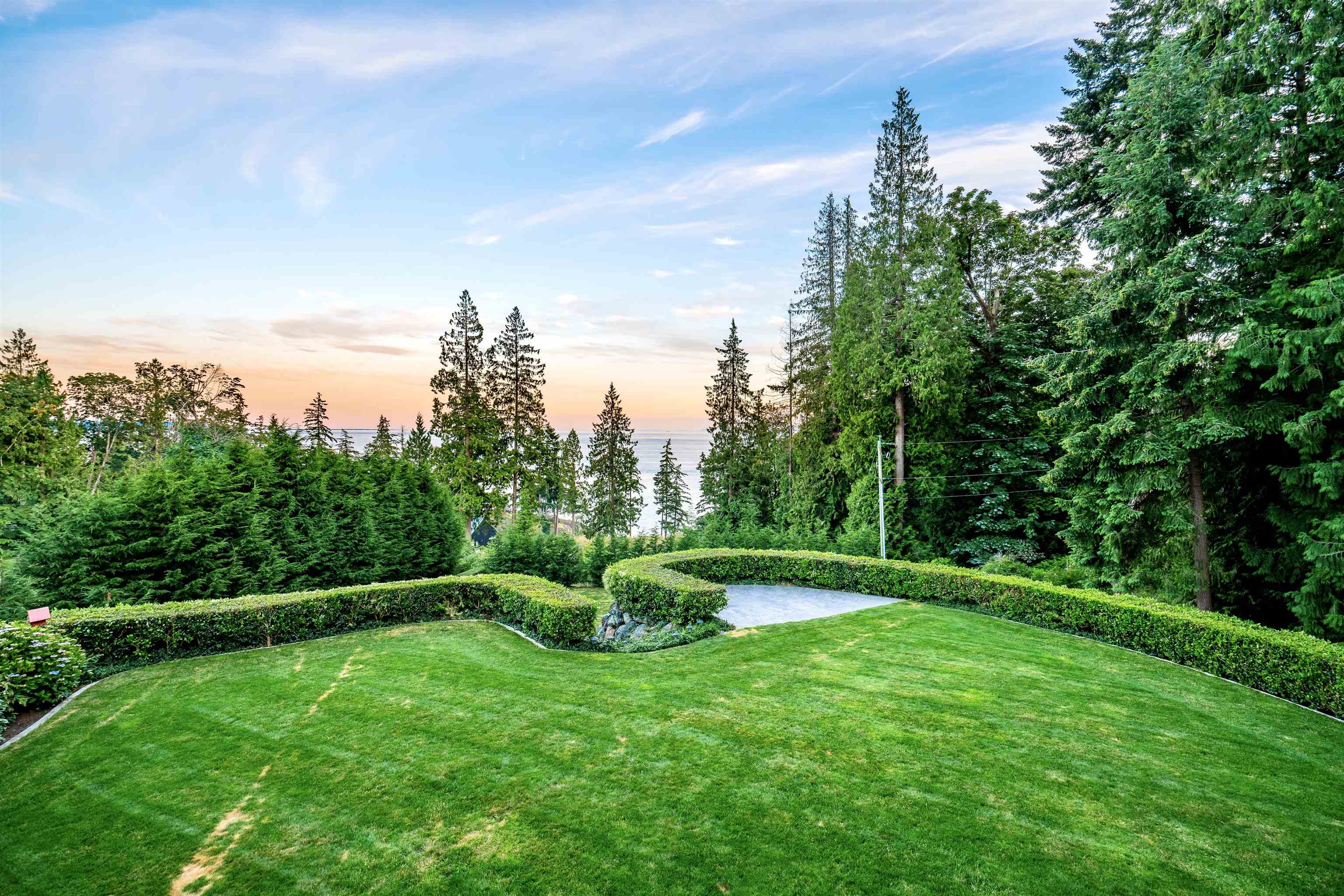 949 ARBUTUS BAY LANE