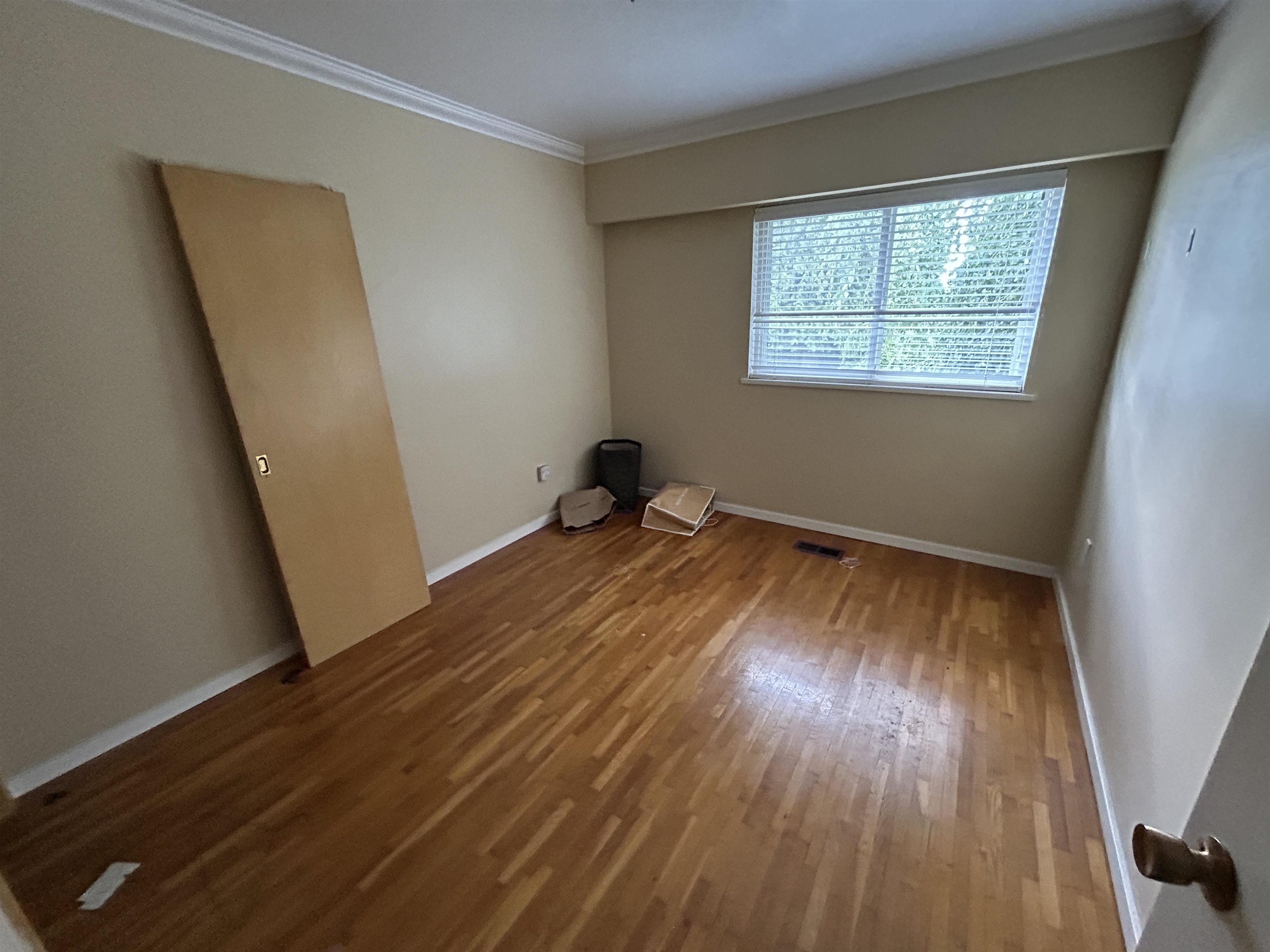 9678 PRINCESS DRIVE