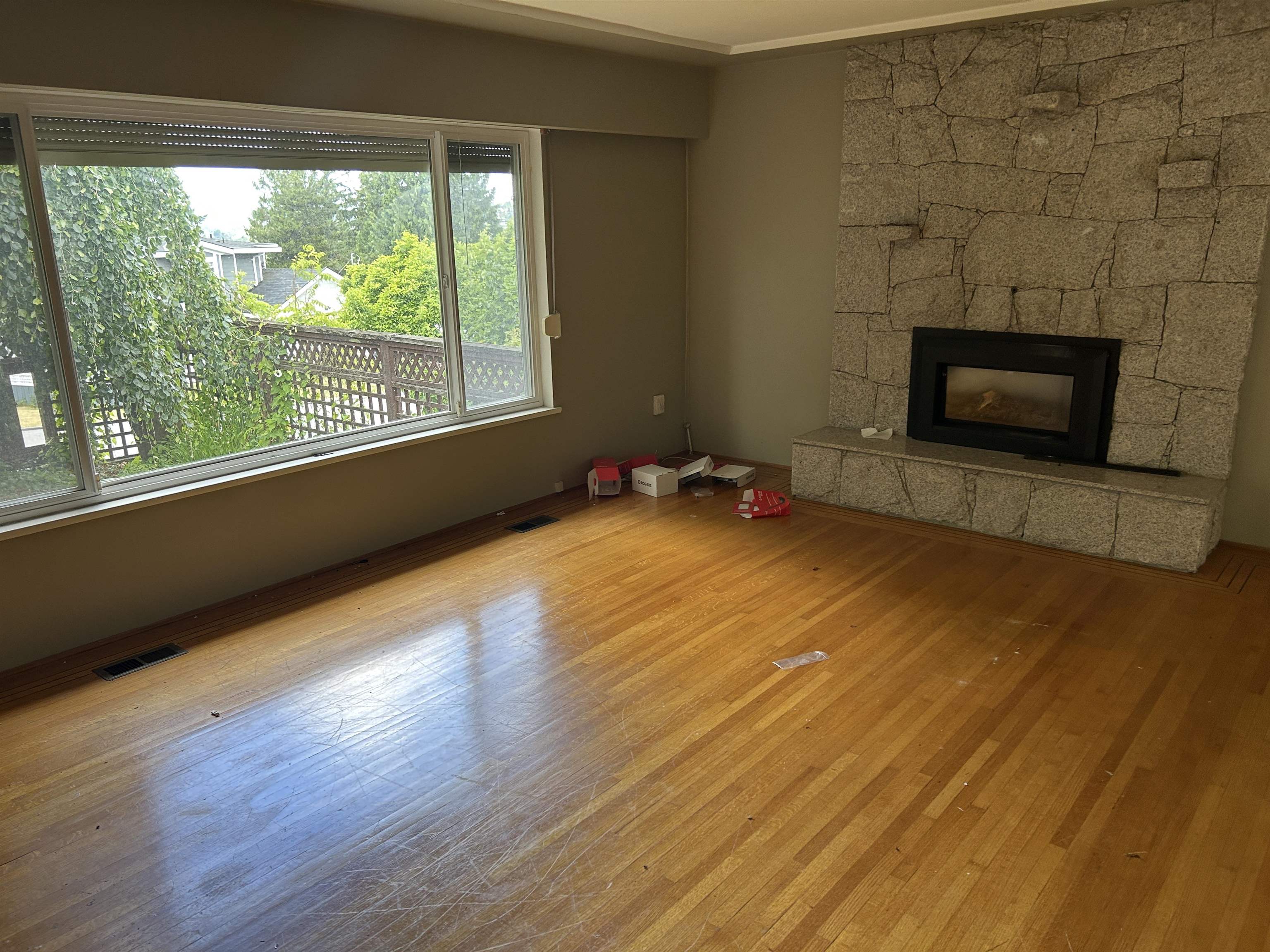 9678 PRINCESS DRIVE