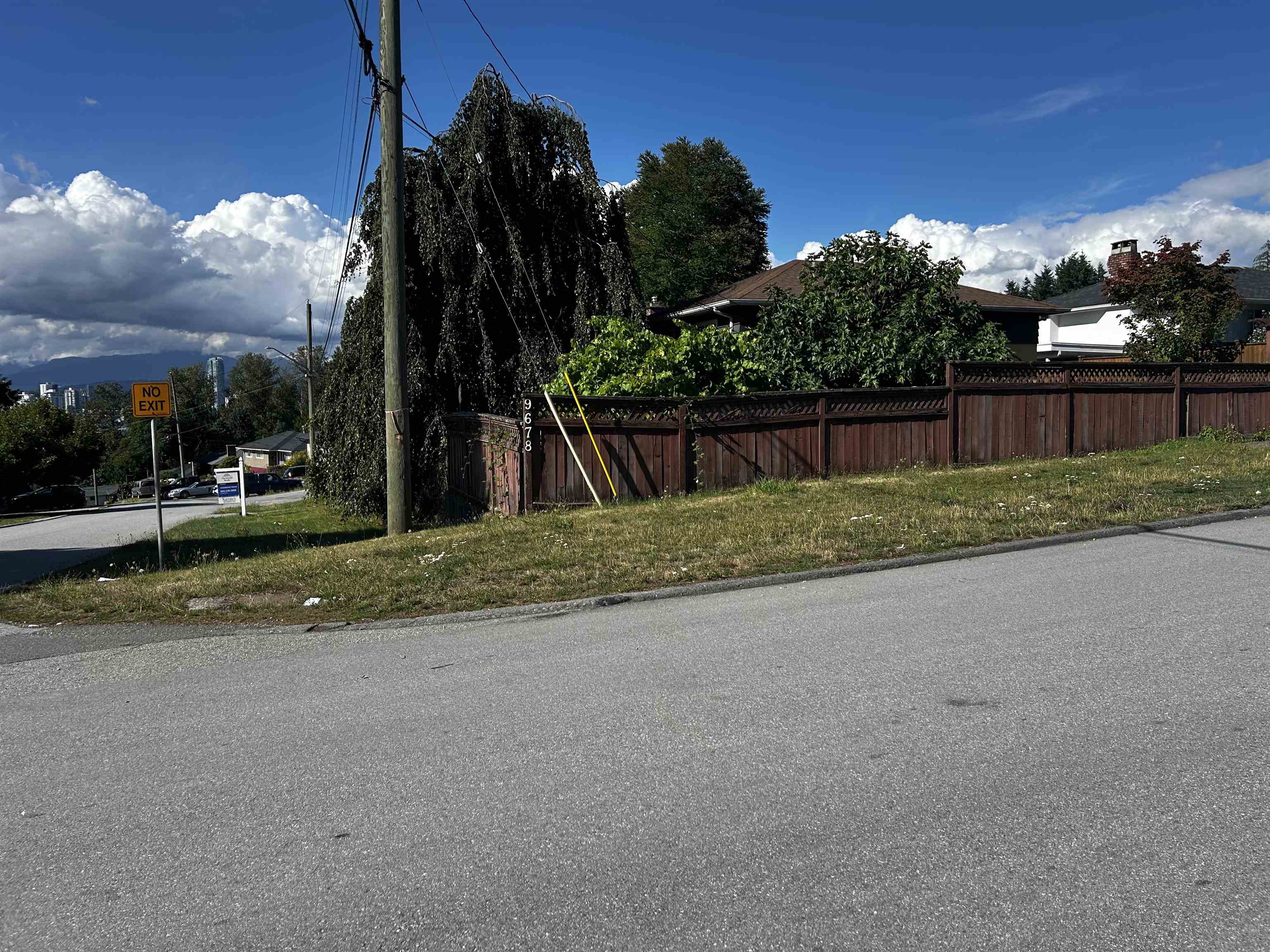 9678 PRINCESS DRIVE
