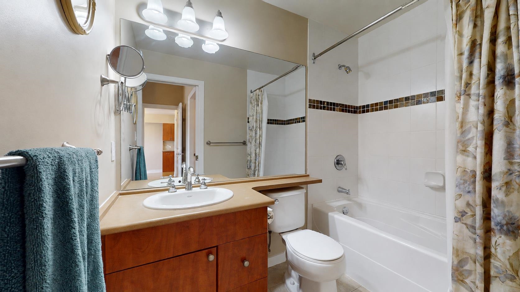 303 40437 TANTALUS ROAD