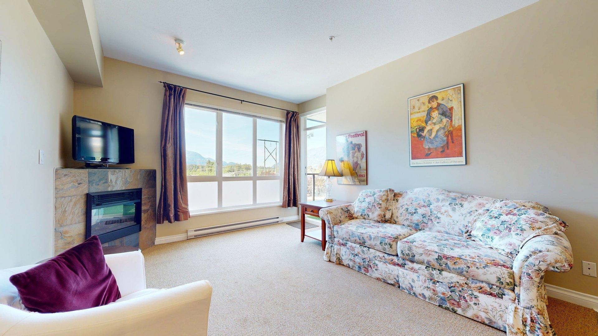 303 40437 TANTALUS ROAD