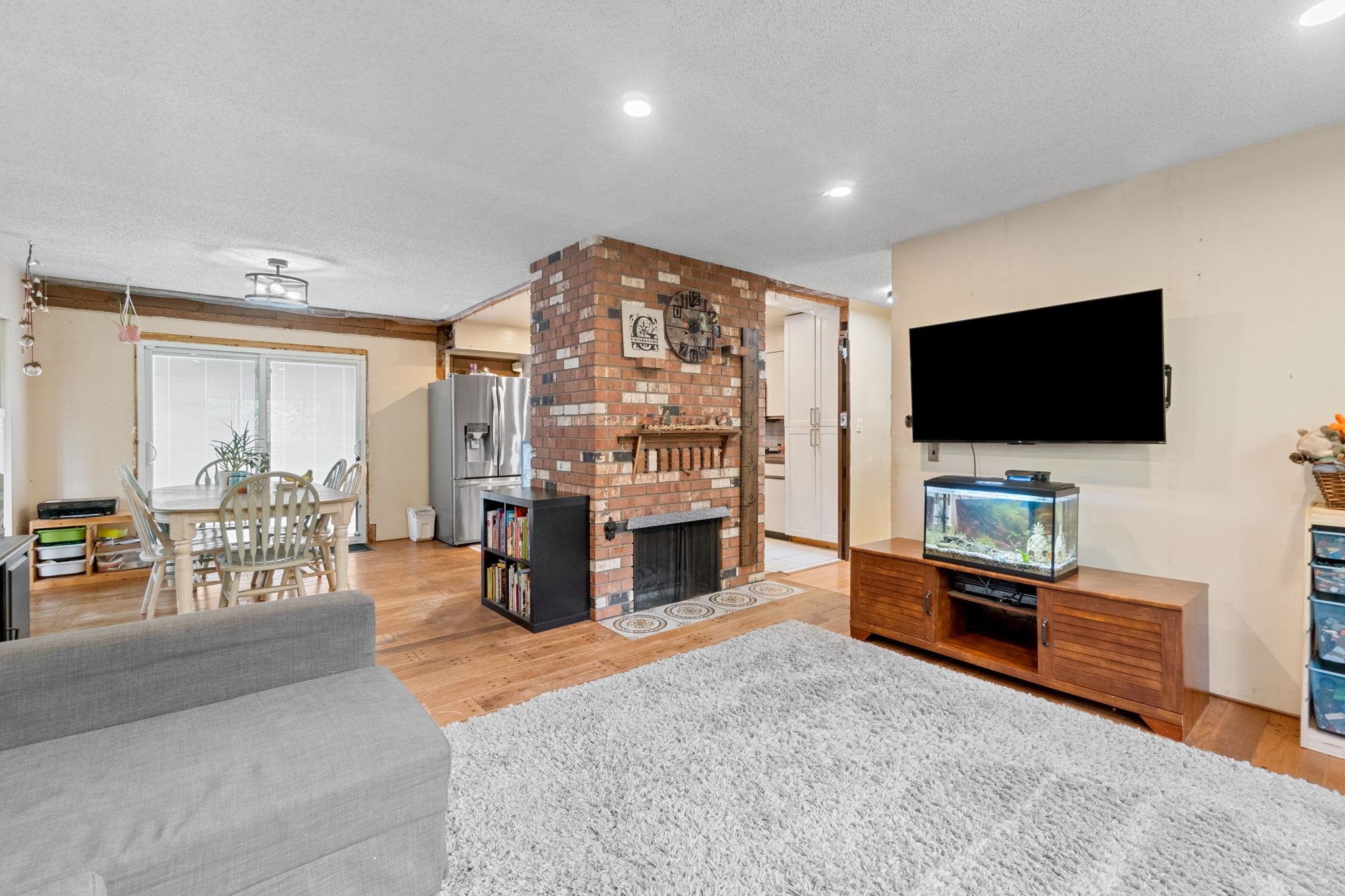 3278 COY AVENUE
